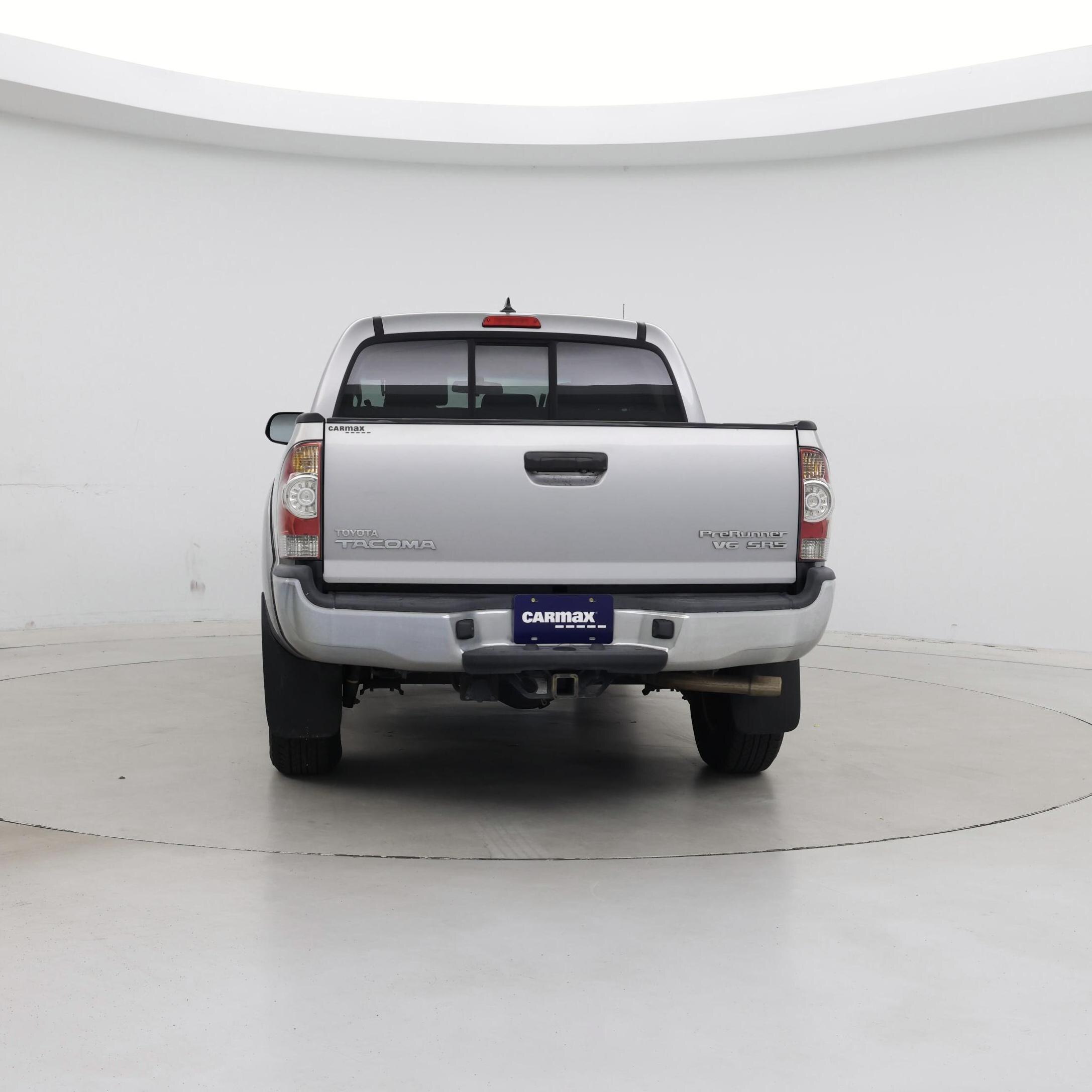 Thumbnail: 2015 Toyota Tacoma - 6