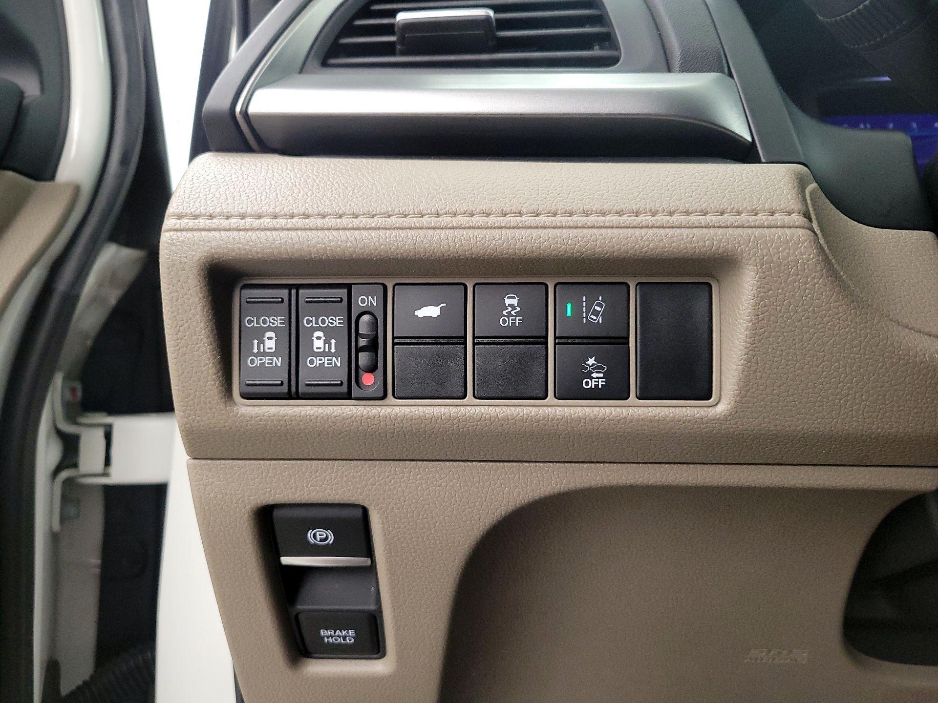 Thumbnail: 2020 Honda Odyssey - 13