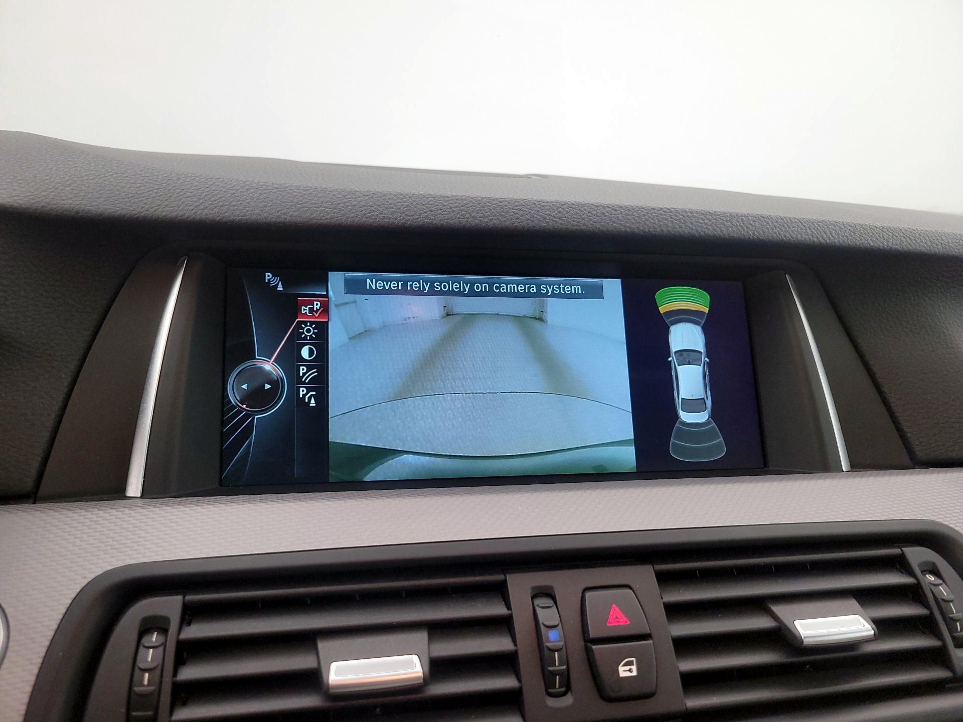 Thumbnail: 2014 BMW 5 Series - 15