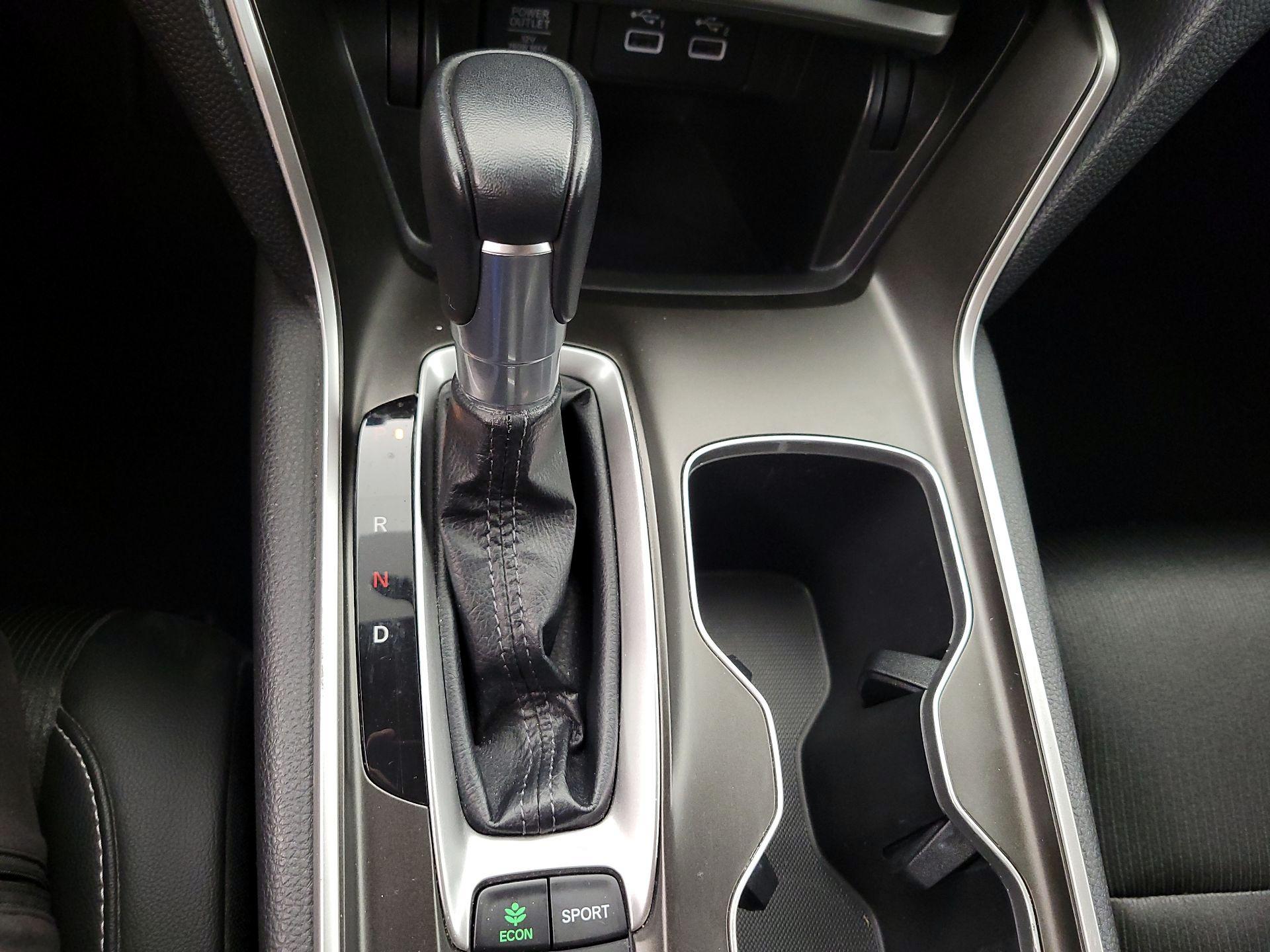 Thumbnail: 2022 Honda Accord - 17