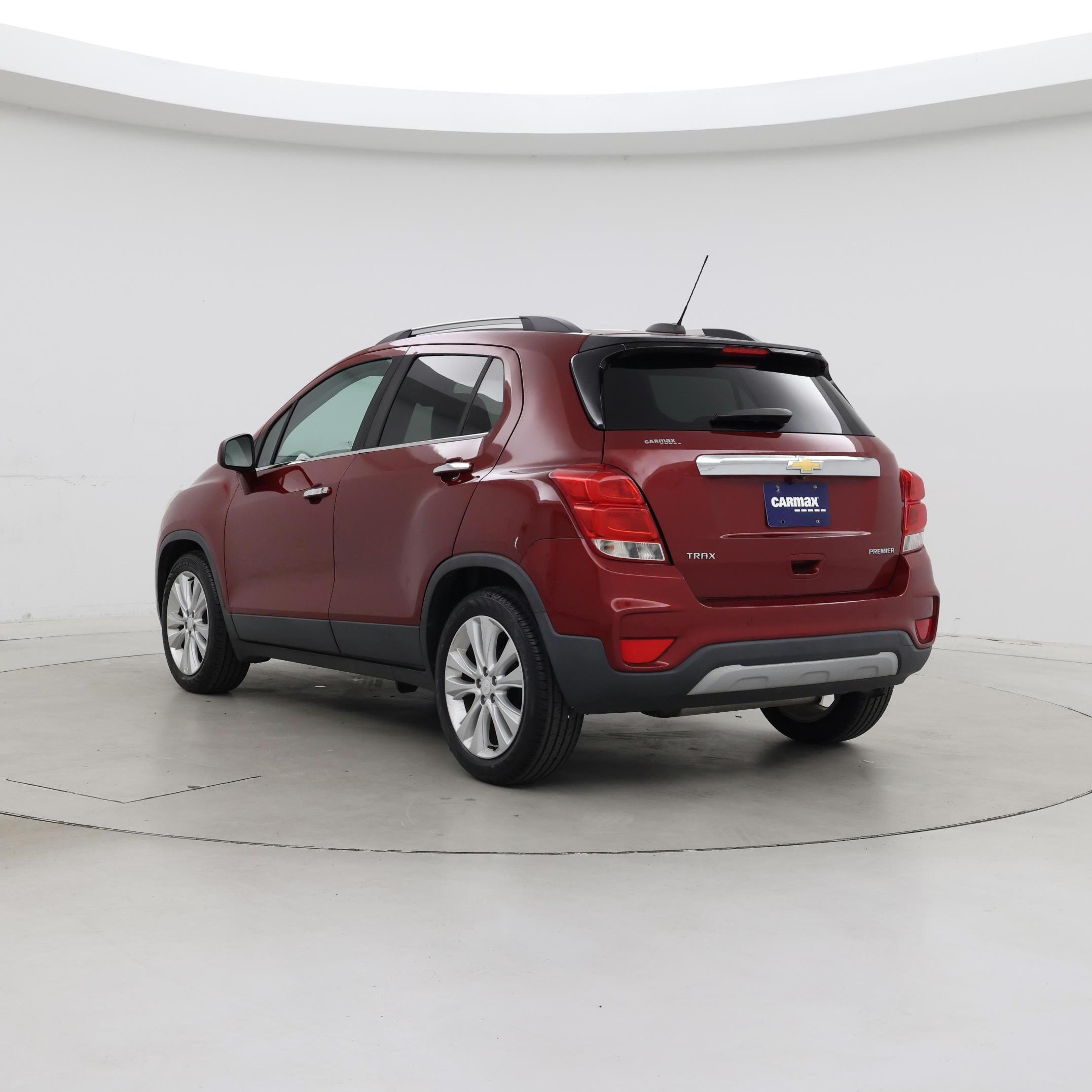 Thumbnail: 2019 Chevrolet Trax - 2