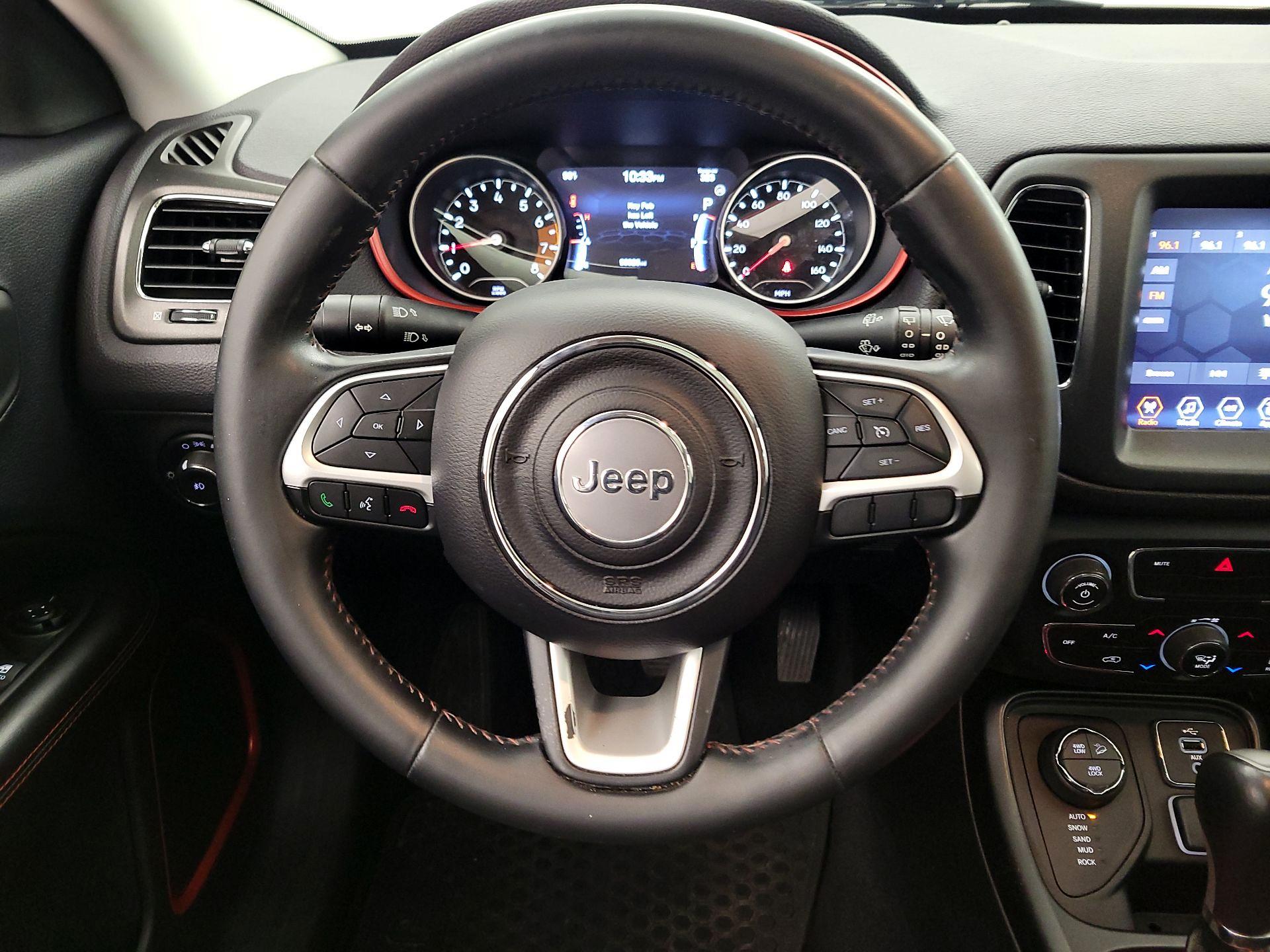 Thumbnail: 2017 Jeep Compass - 10