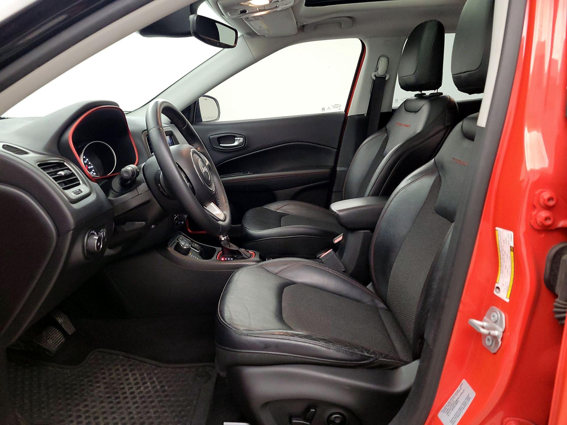 Thumbnail: 2017 Jeep Compass - 11