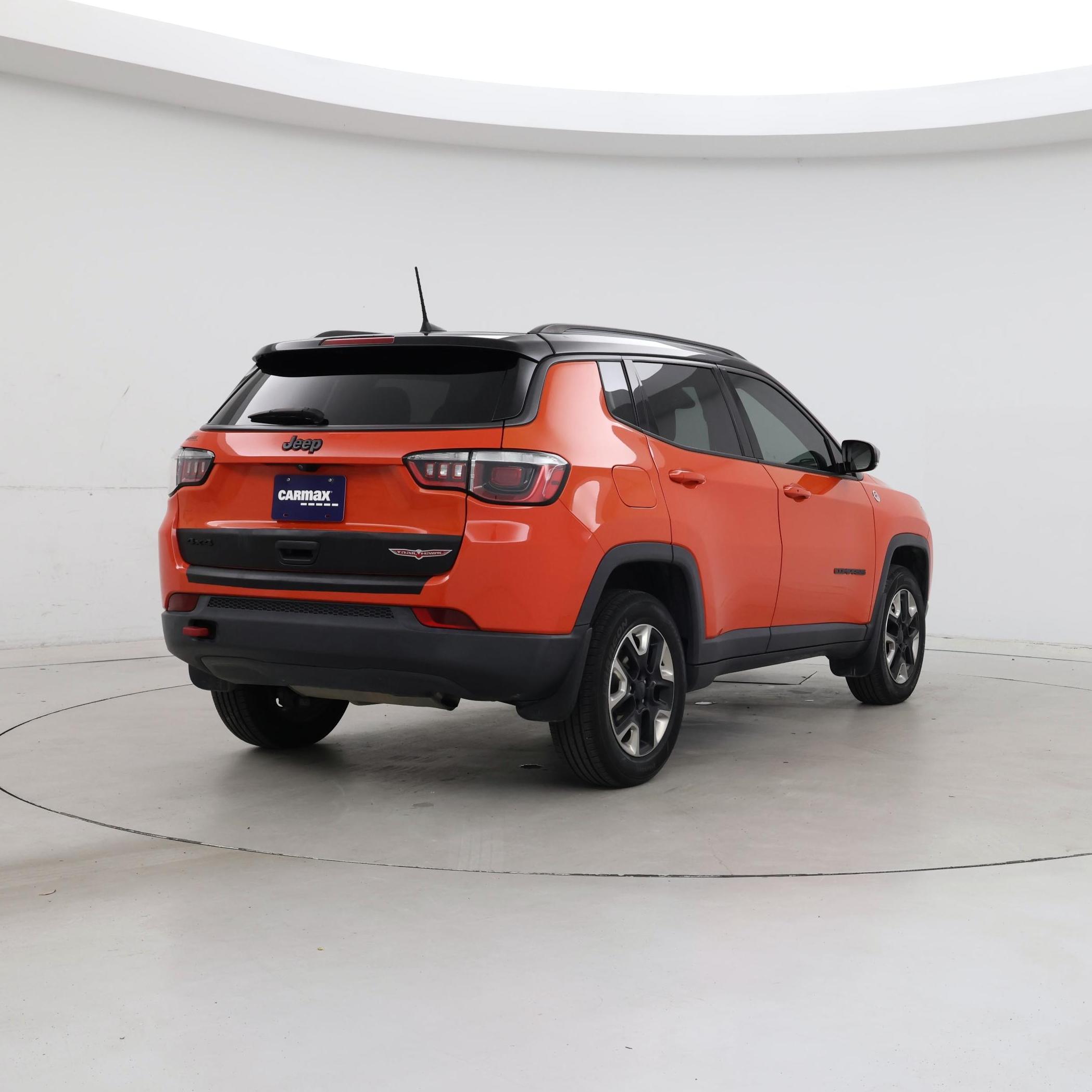 Thumbnail: 2017 Jeep Compass - 8