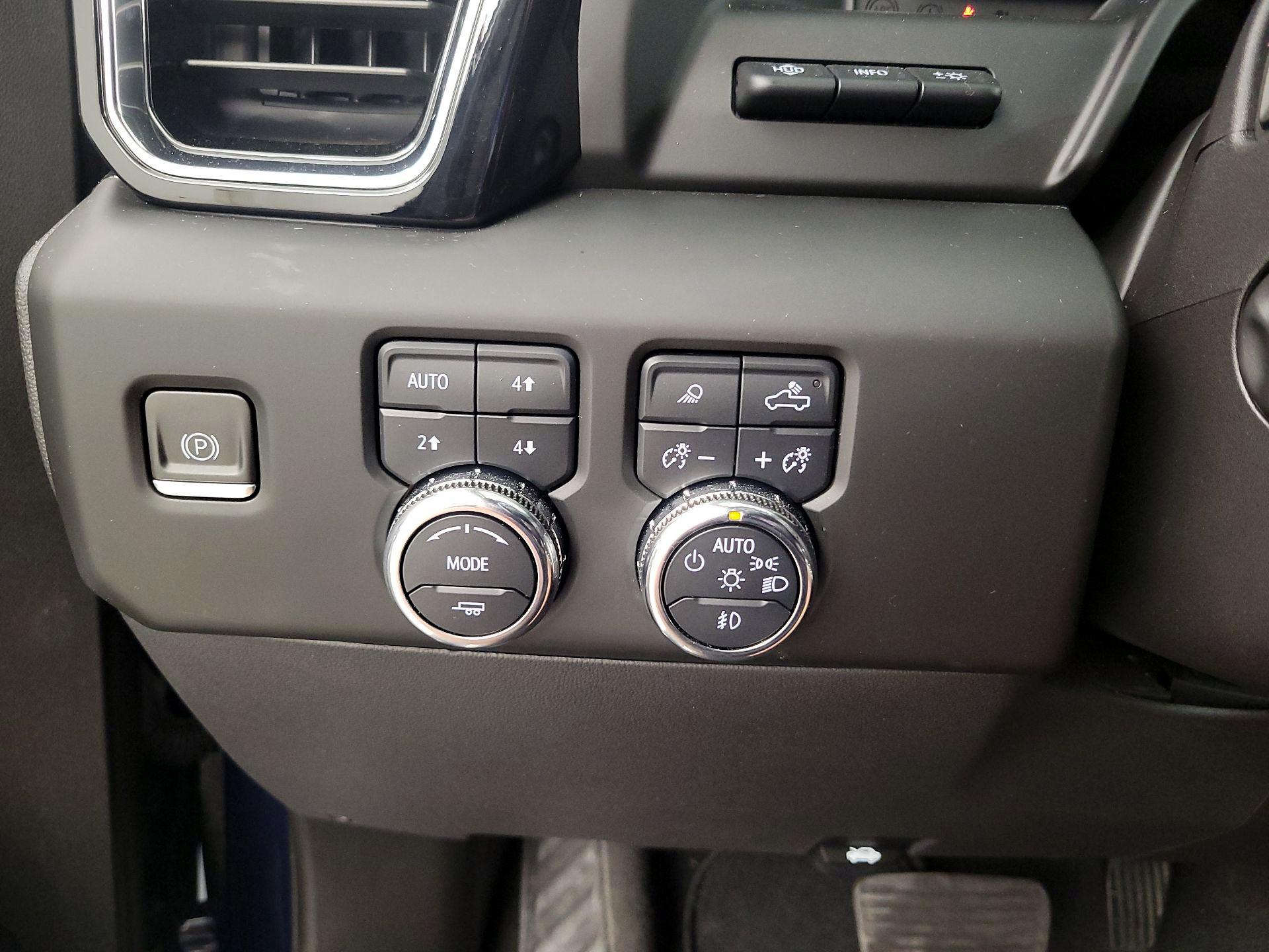 Thumbnail: 2023 GMC Sierra 1500 - 13