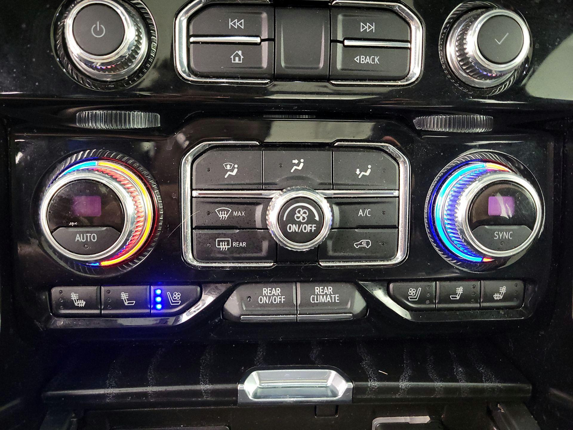 Thumbnail: 2021 GMC Yukon - 17