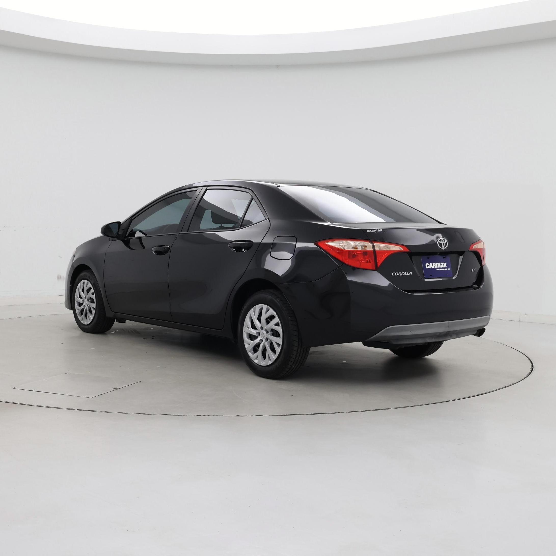 Thumbnail: 2018 Toyota Corolla - 2