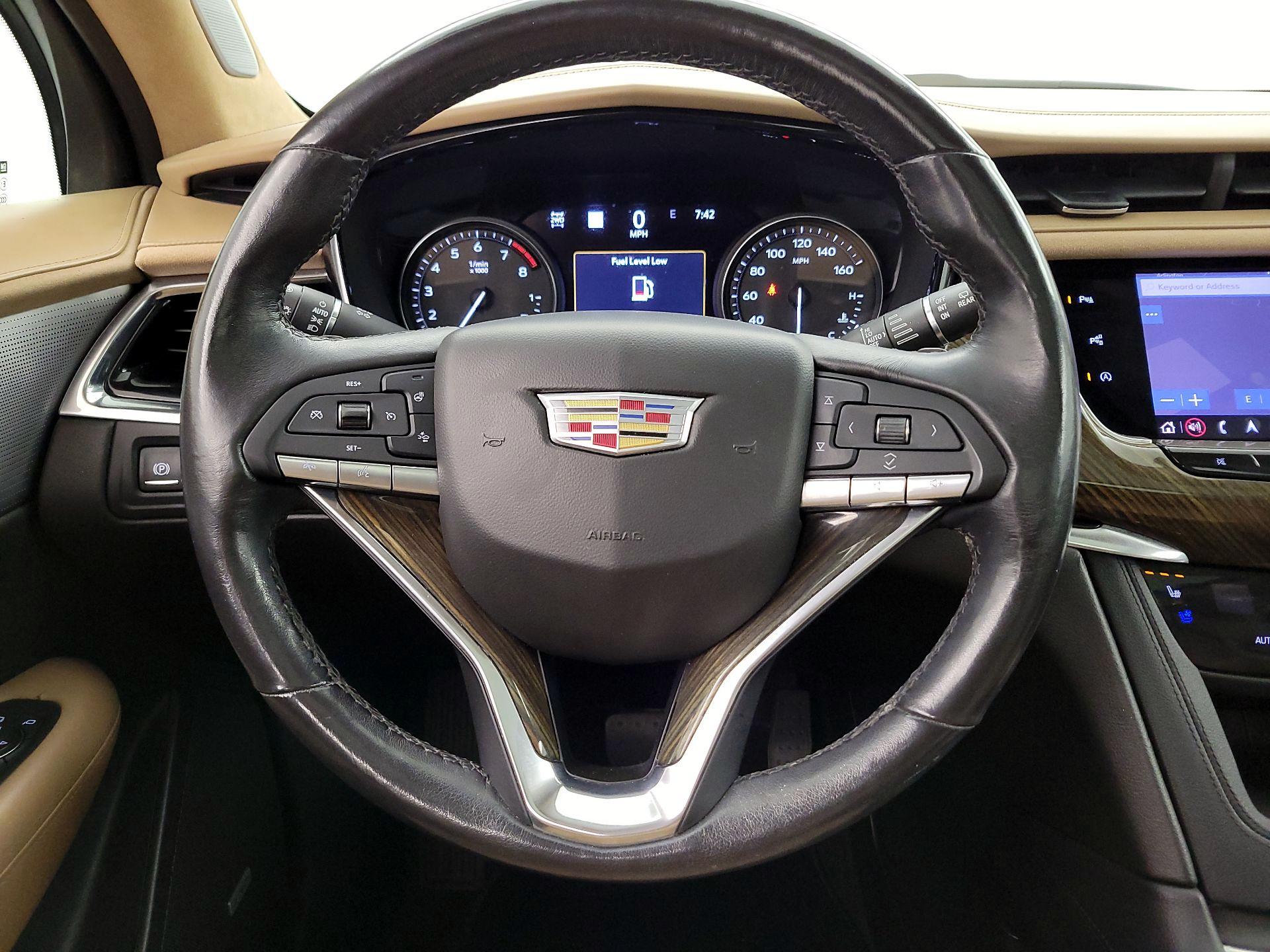 Thumbnail: 2020 Cadillac XT6 - 10