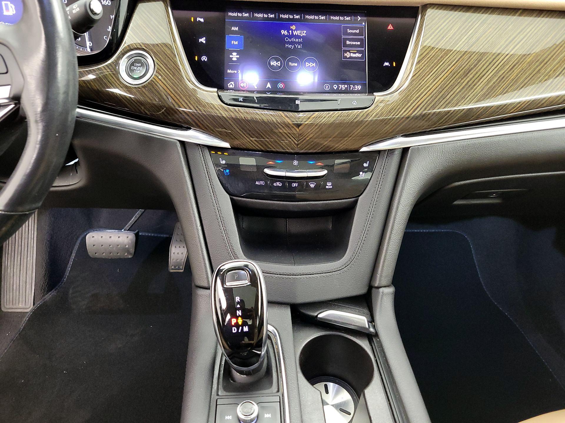 Thumbnail: 2020 Cadillac XT6 - 18