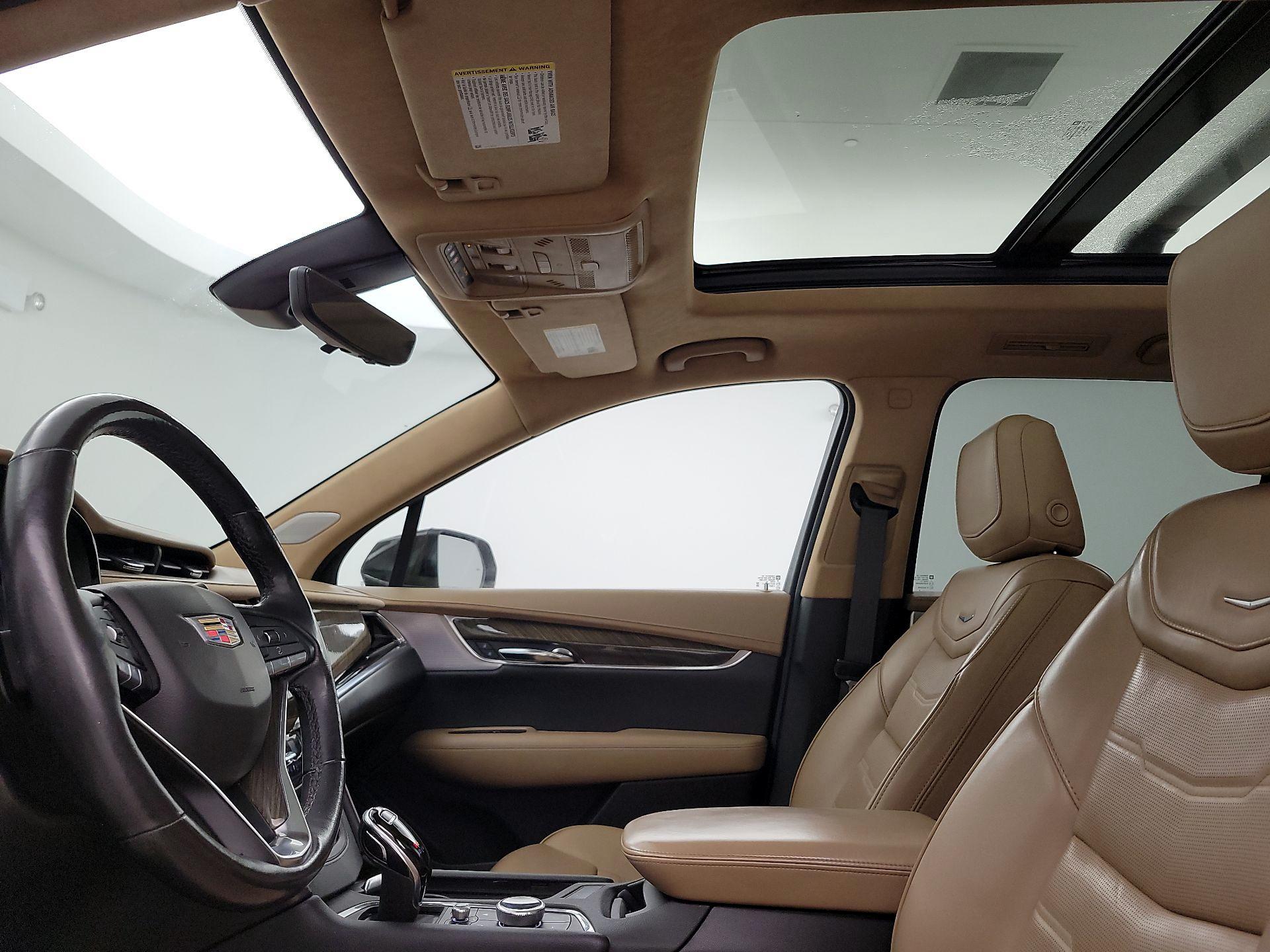 Thumbnail: 2020 Cadillac XT6 - 20