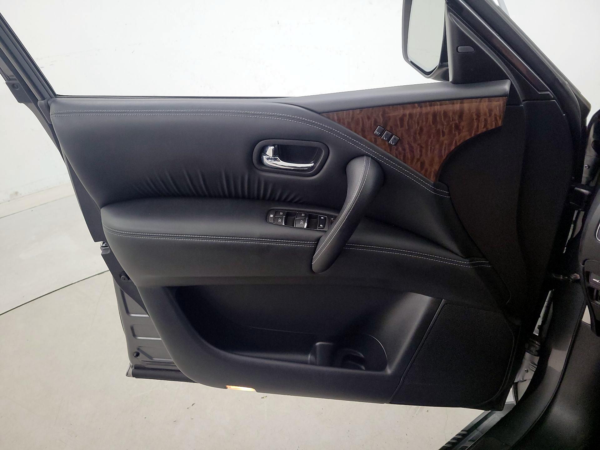 Thumbnail: 2017 Nissan Armada - 12