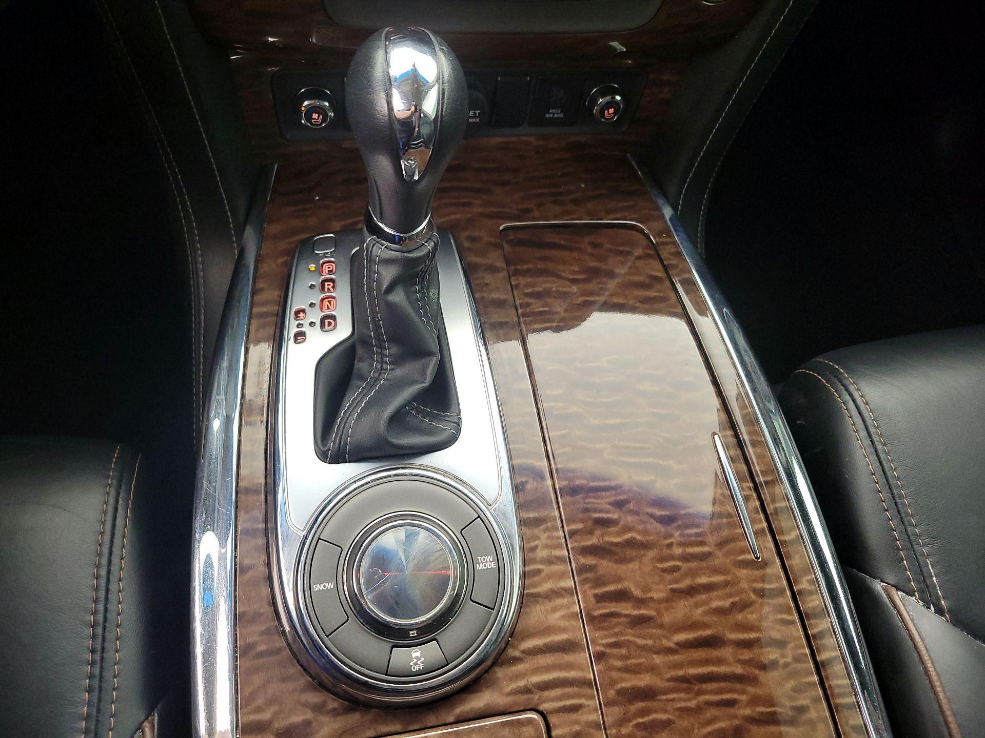 Thumbnail: 2017 Nissan Armada - 18