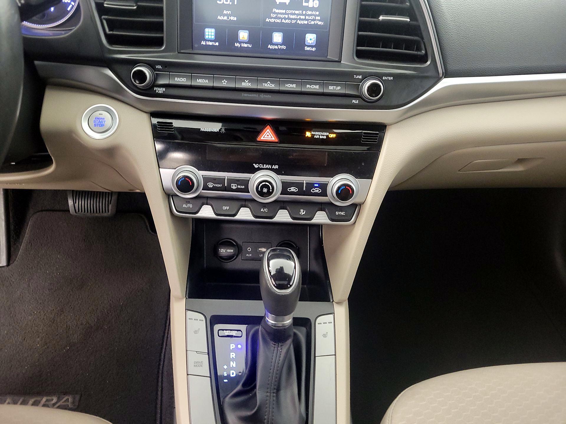 Thumbnail: 2020 Hyundai Elantra - 17