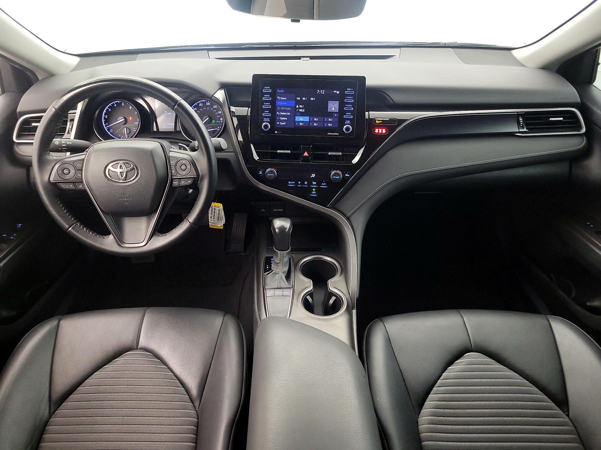 Thumbnail: 2022 Toyota Camry - 9