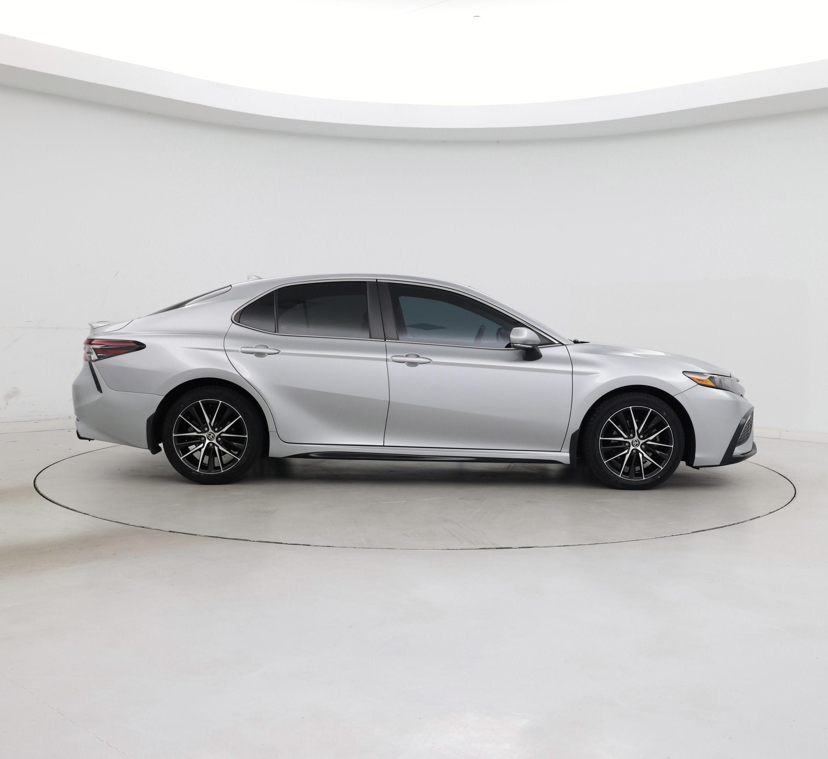 Thumbnail: 2022 Toyota Camry - 7