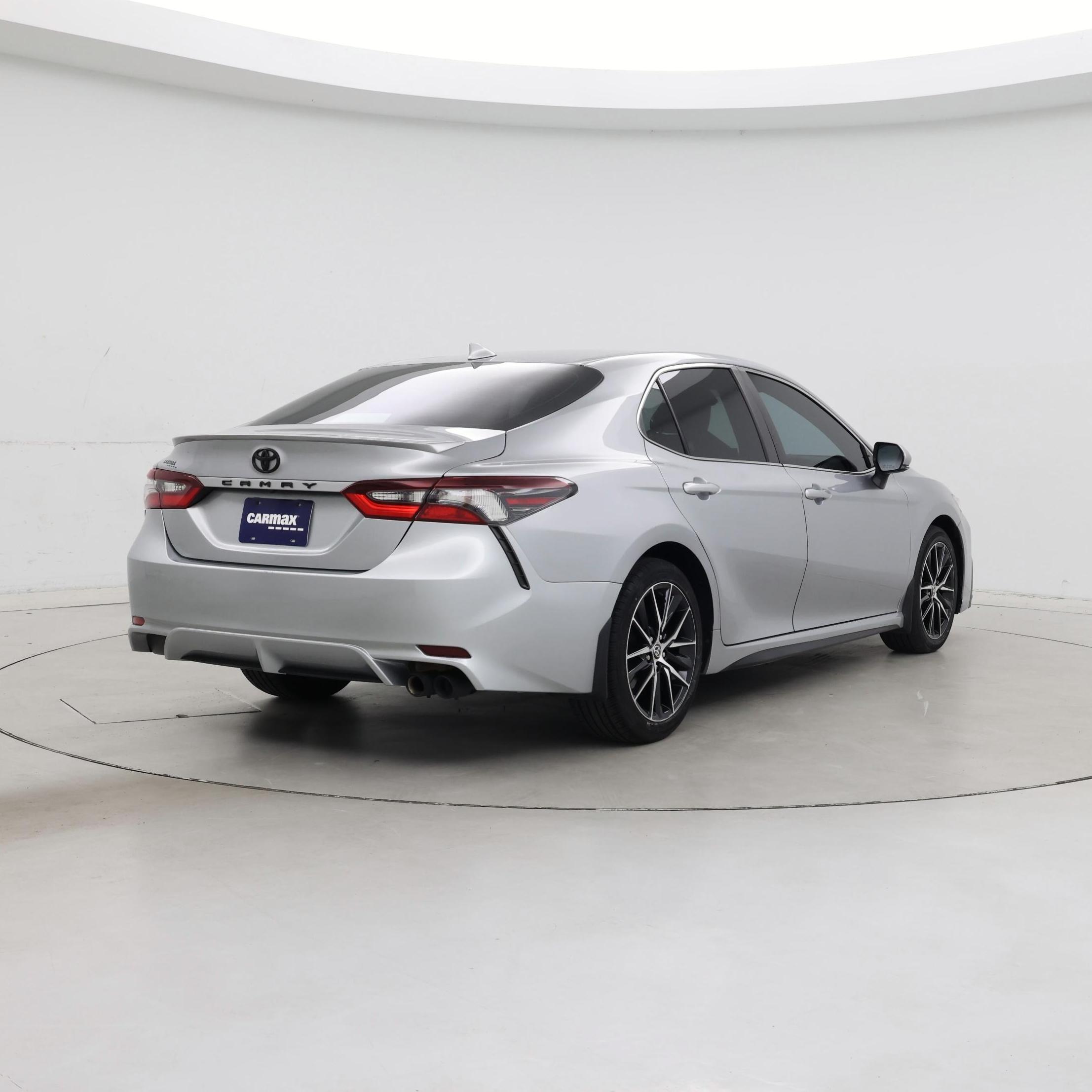 Thumbnail: 2022 Toyota Camry - 8