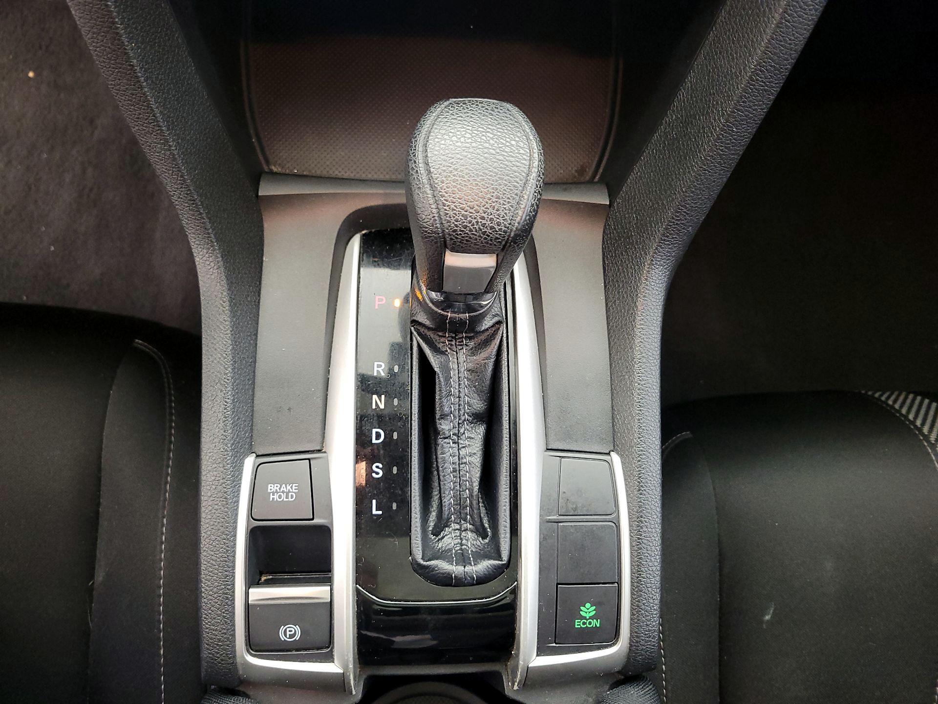 Thumbnail: 2018 Honda Civic - 17