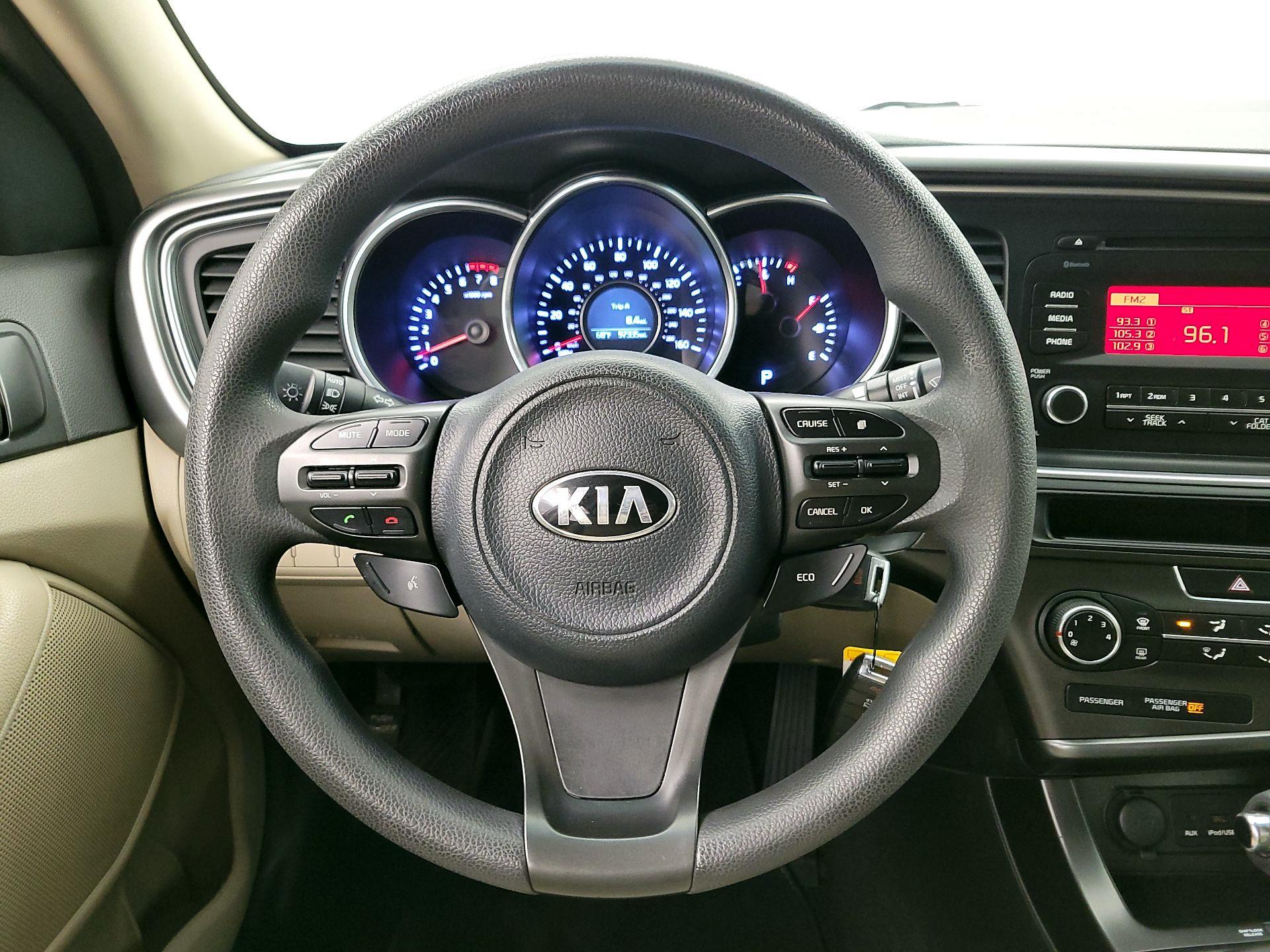 Thumbnail: 2014 Kia Optima - 10