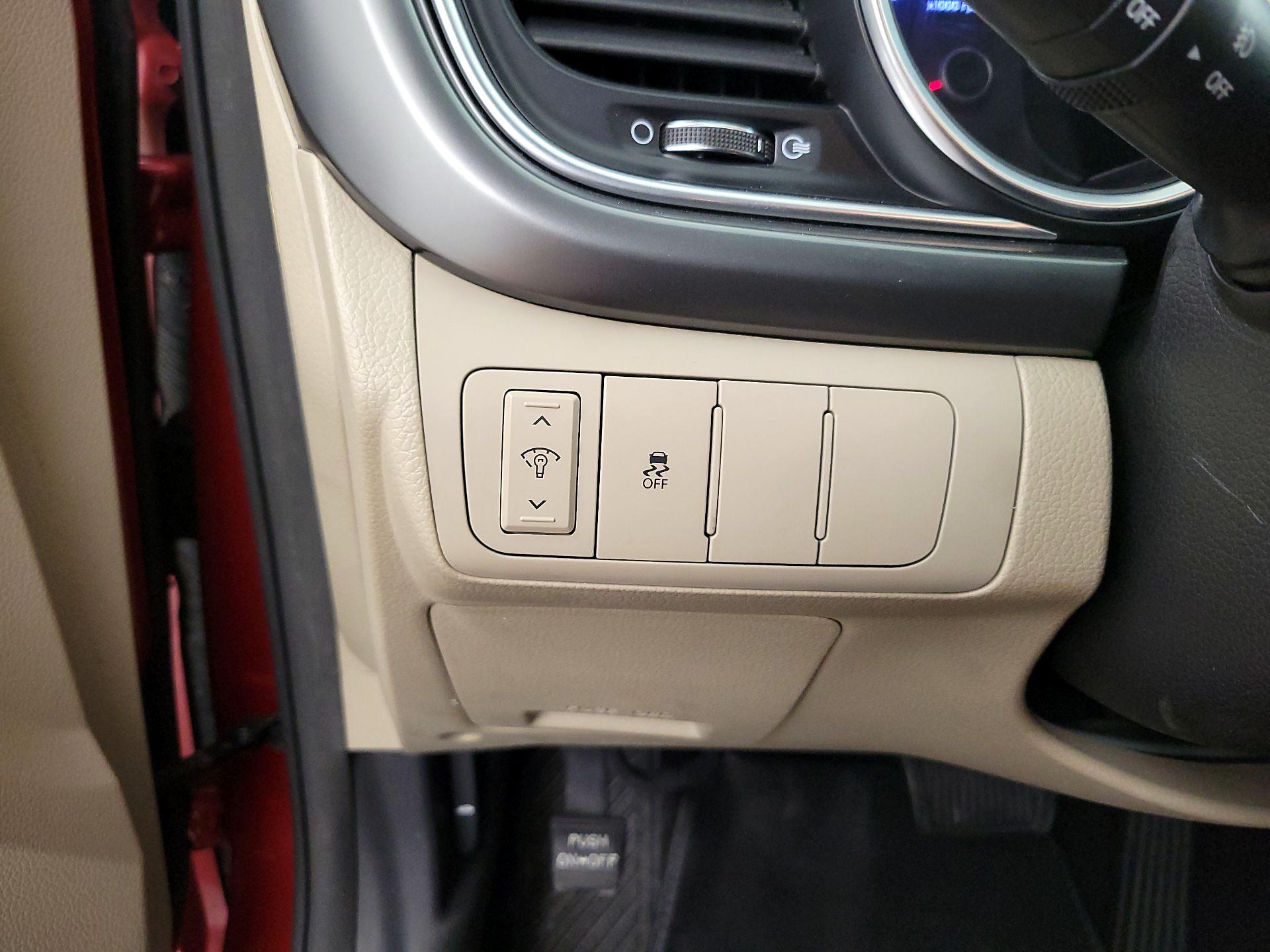 Thumbnail: 2014 Kia Optima - 13