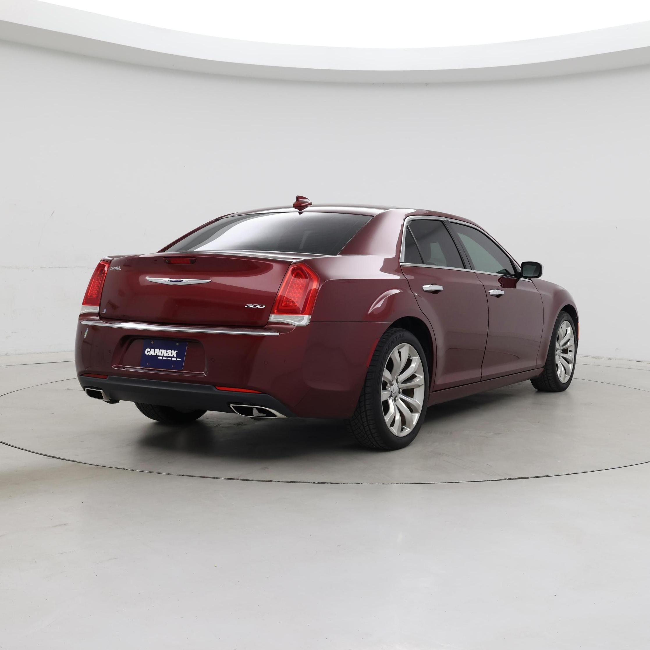 Thumbnail: 2019 Chrysler 300 - 8