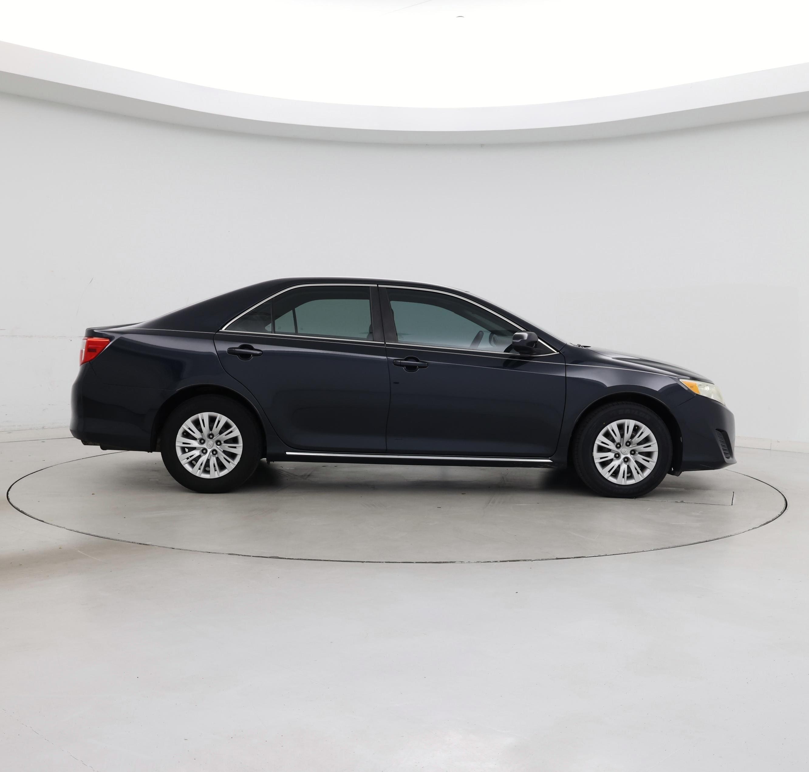 Thumbnail: 2013 Toyota Camry - 7