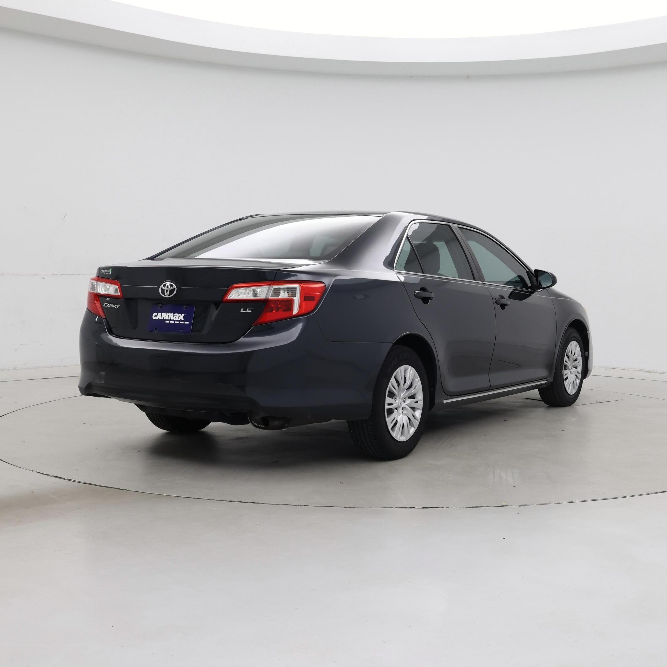 Thumbnail: 2013 Toyota Camry - 8