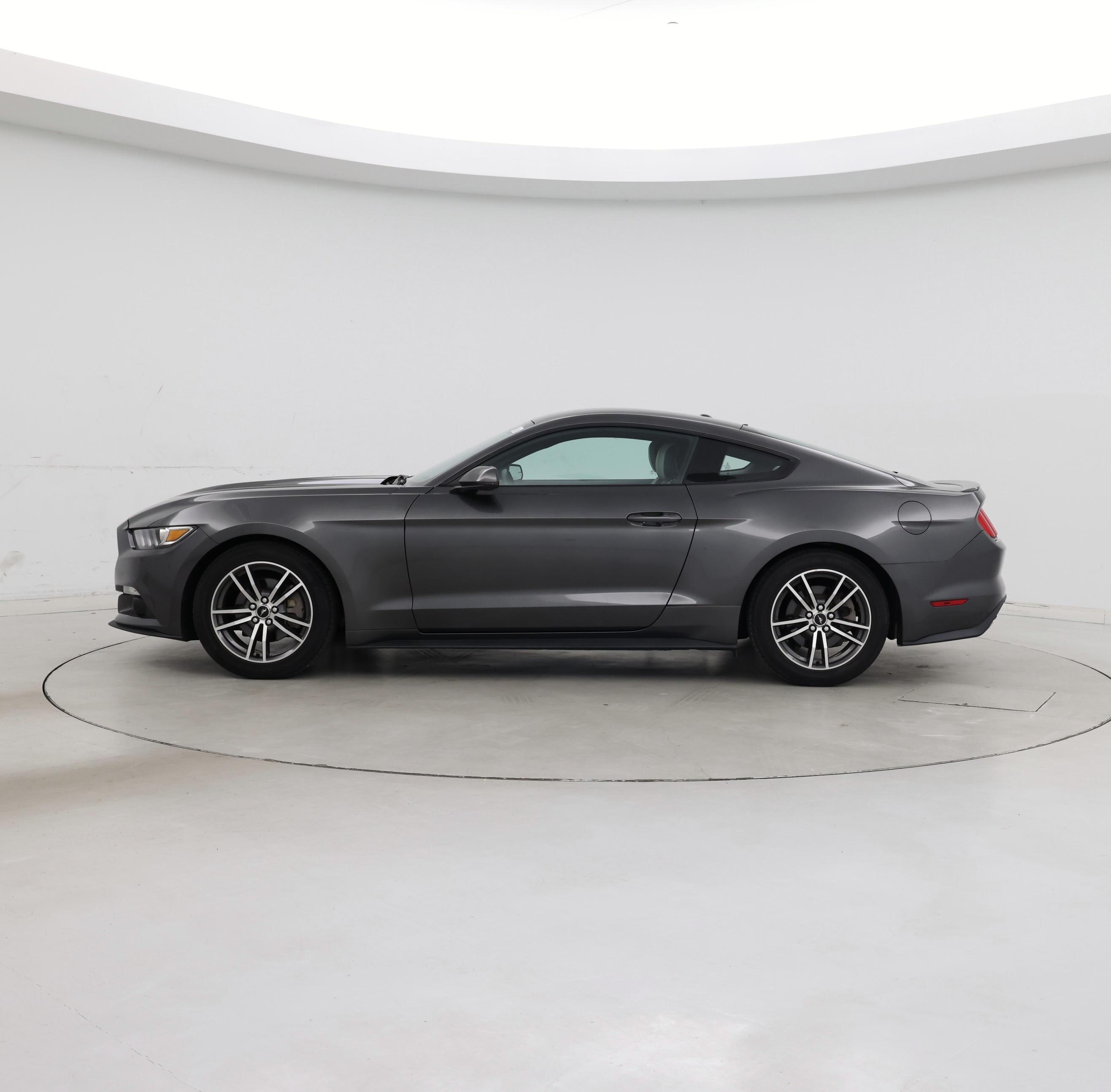 Thumbnail: 2017 Ford Mustang - 3