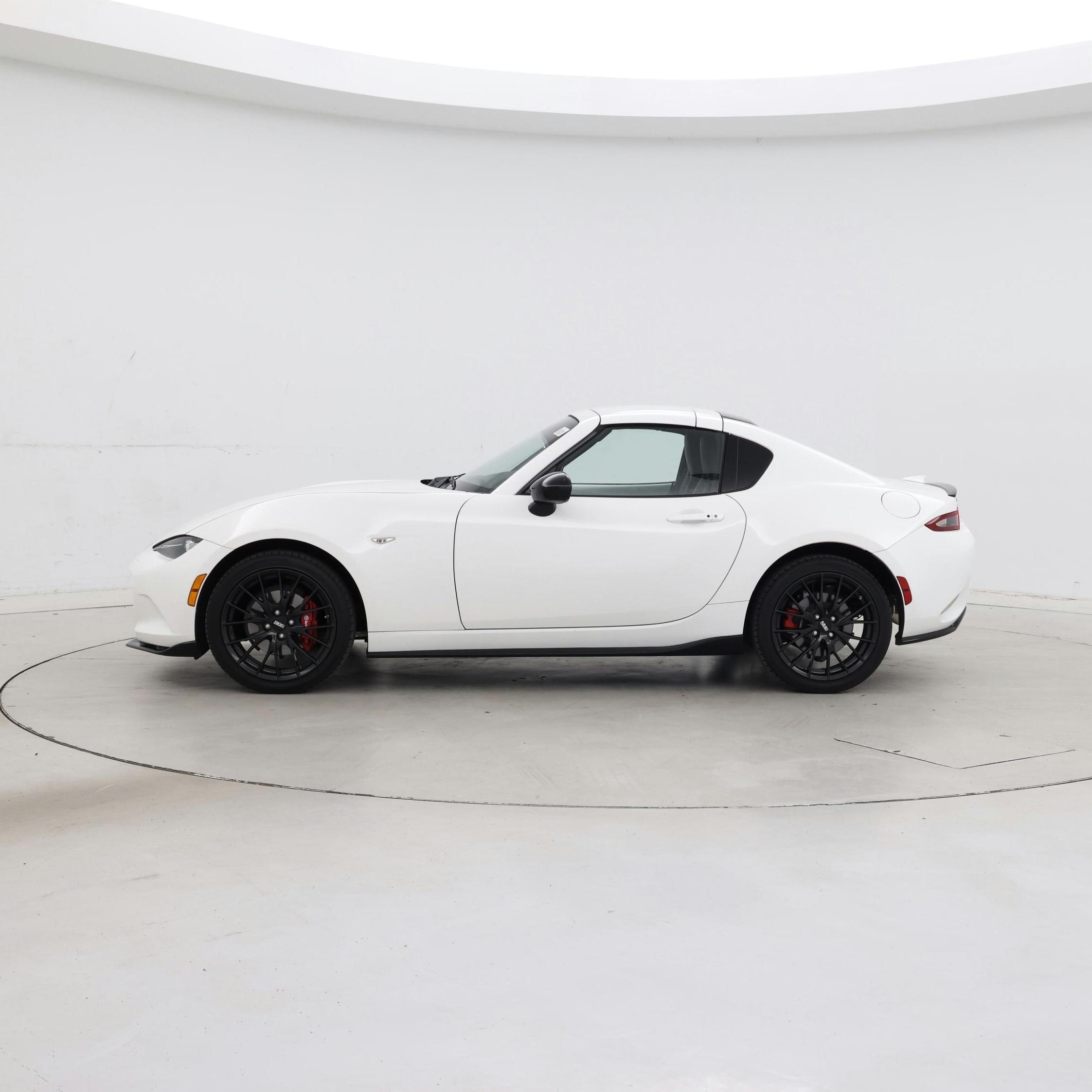 Thumbnail: 2019 Mazda MX-5 Miata - 3