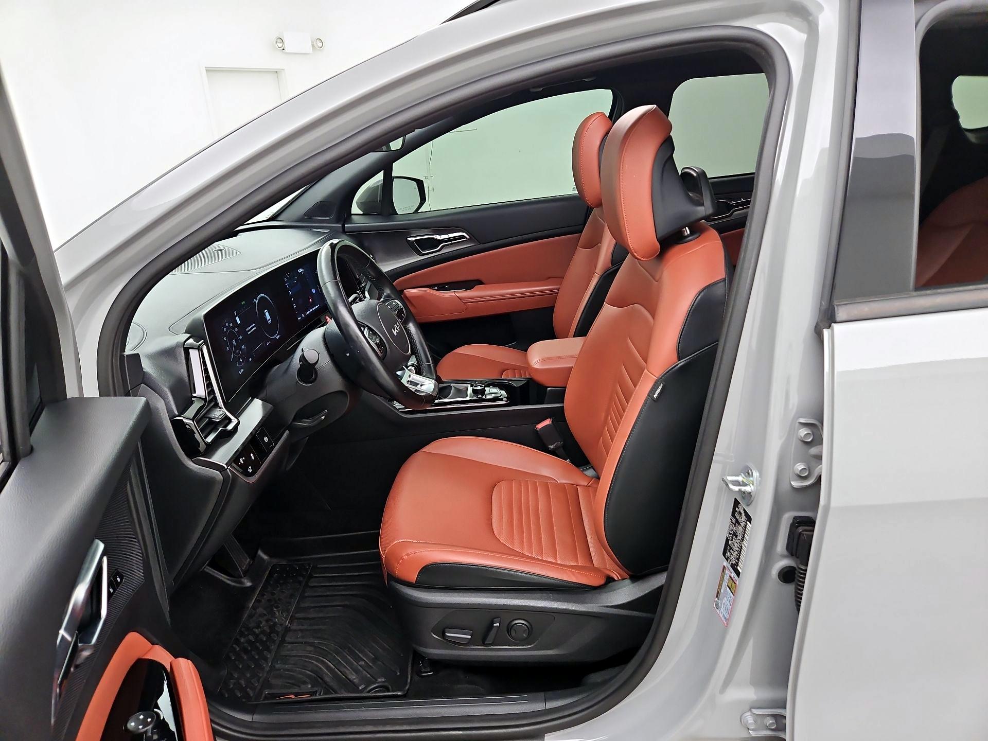 Thumbnail: 2023 Kia Sportage - 11