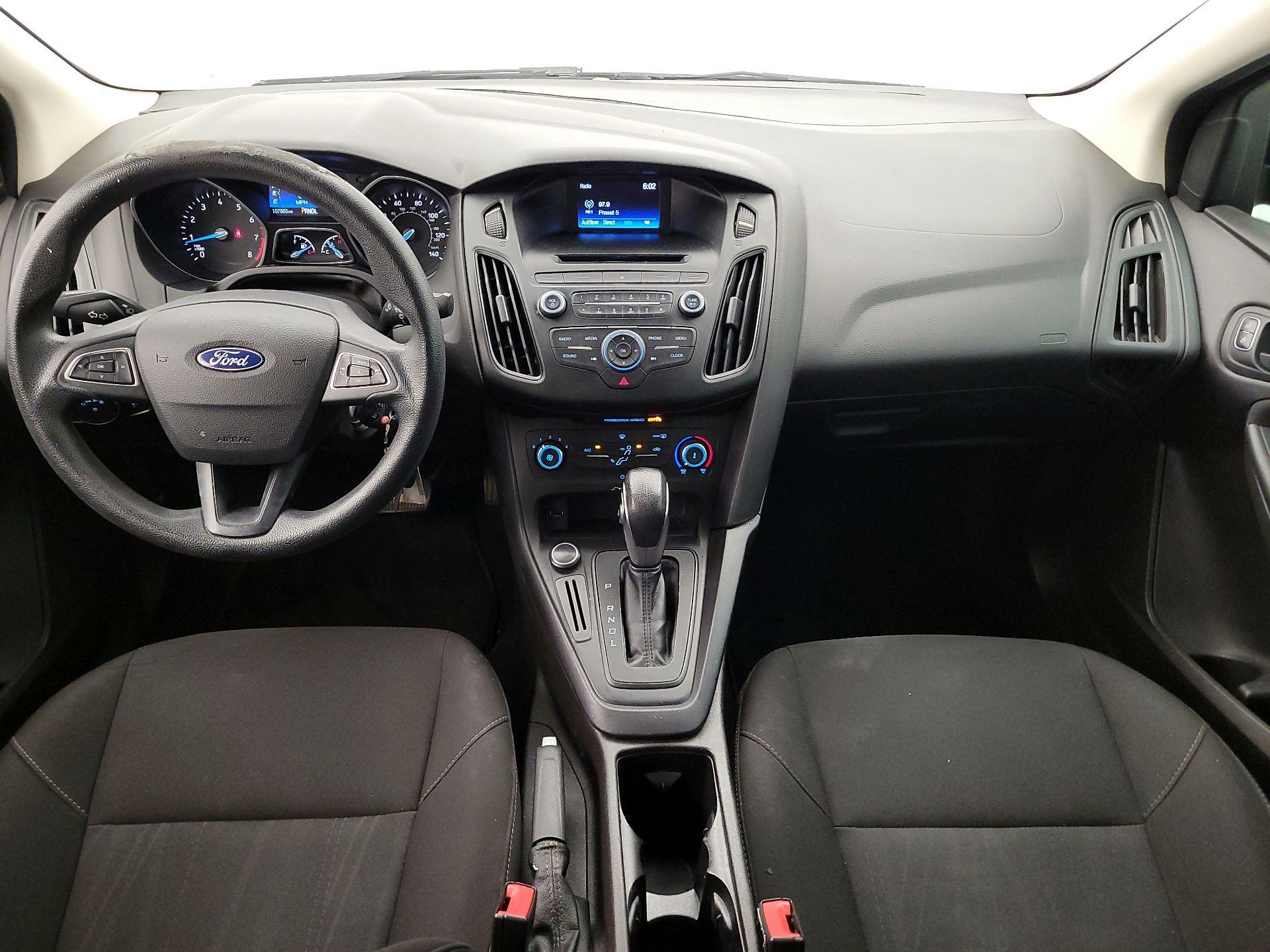 Thumbnail: 2016 Ford Focus - 9