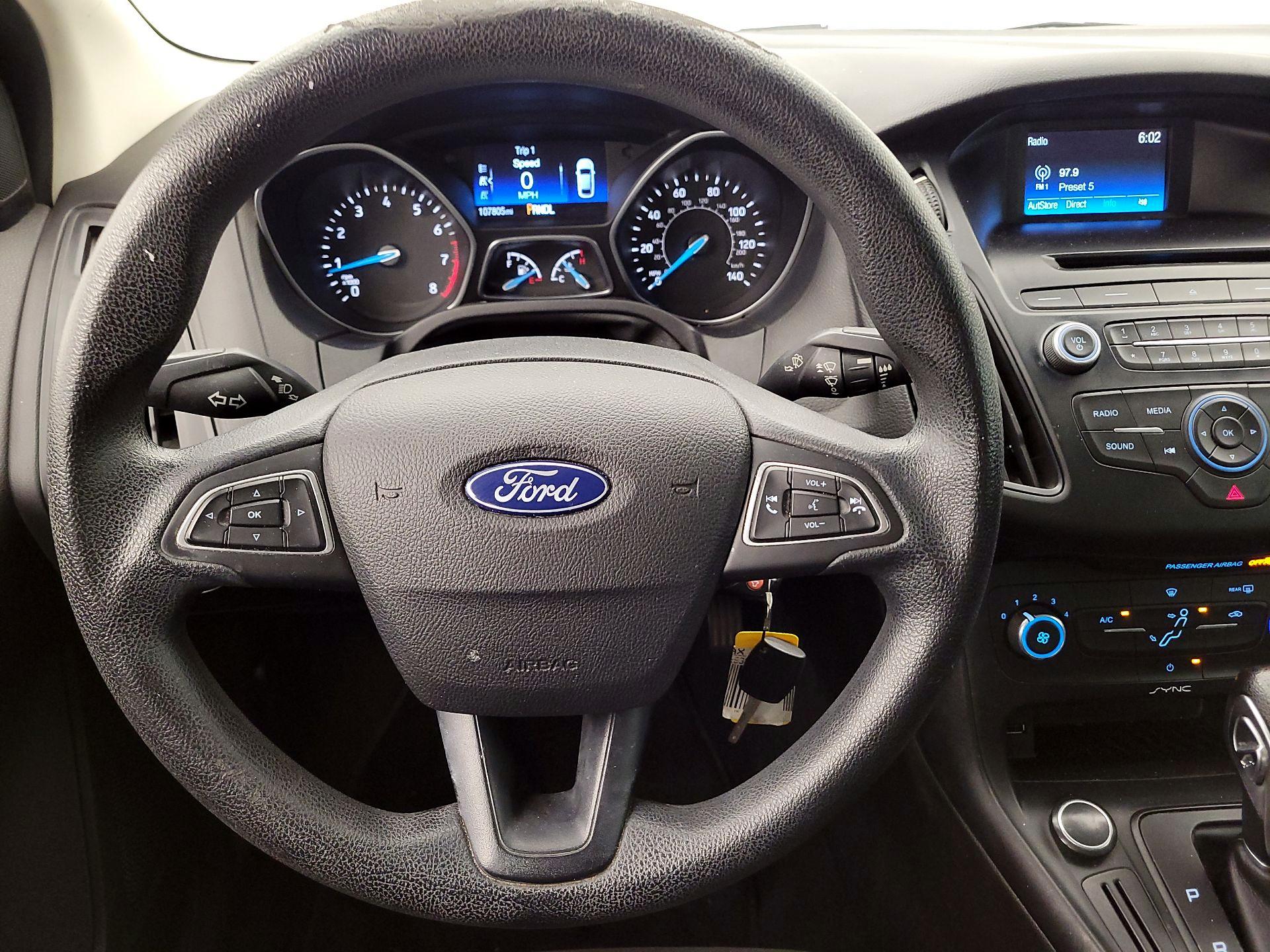 Thumbnail: 2016 Ford Focus - 10