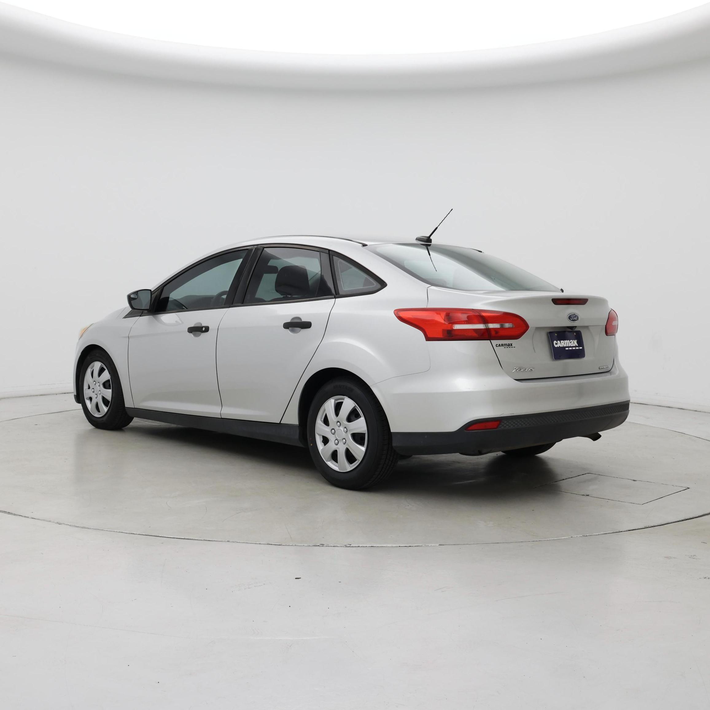 Thumbnail: 2016 Ford Focus - 2