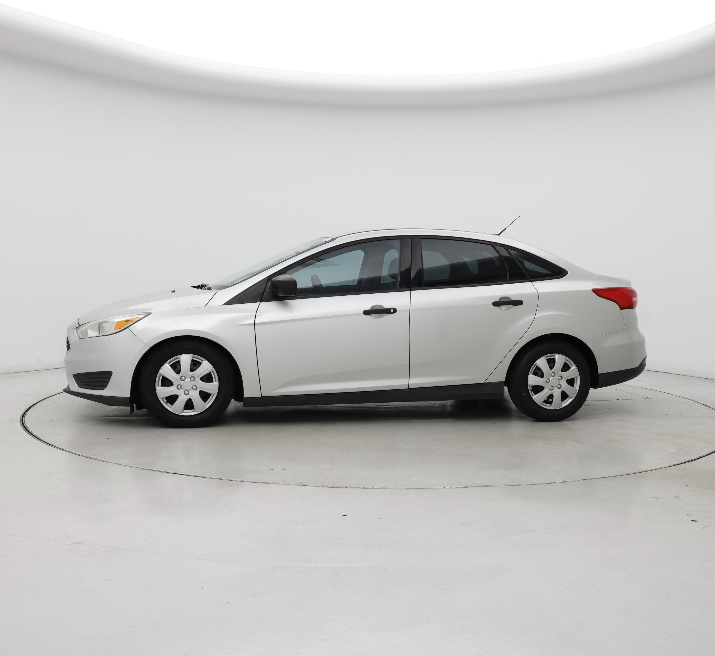 Thumbnail: 2016 Ford Focus - 3