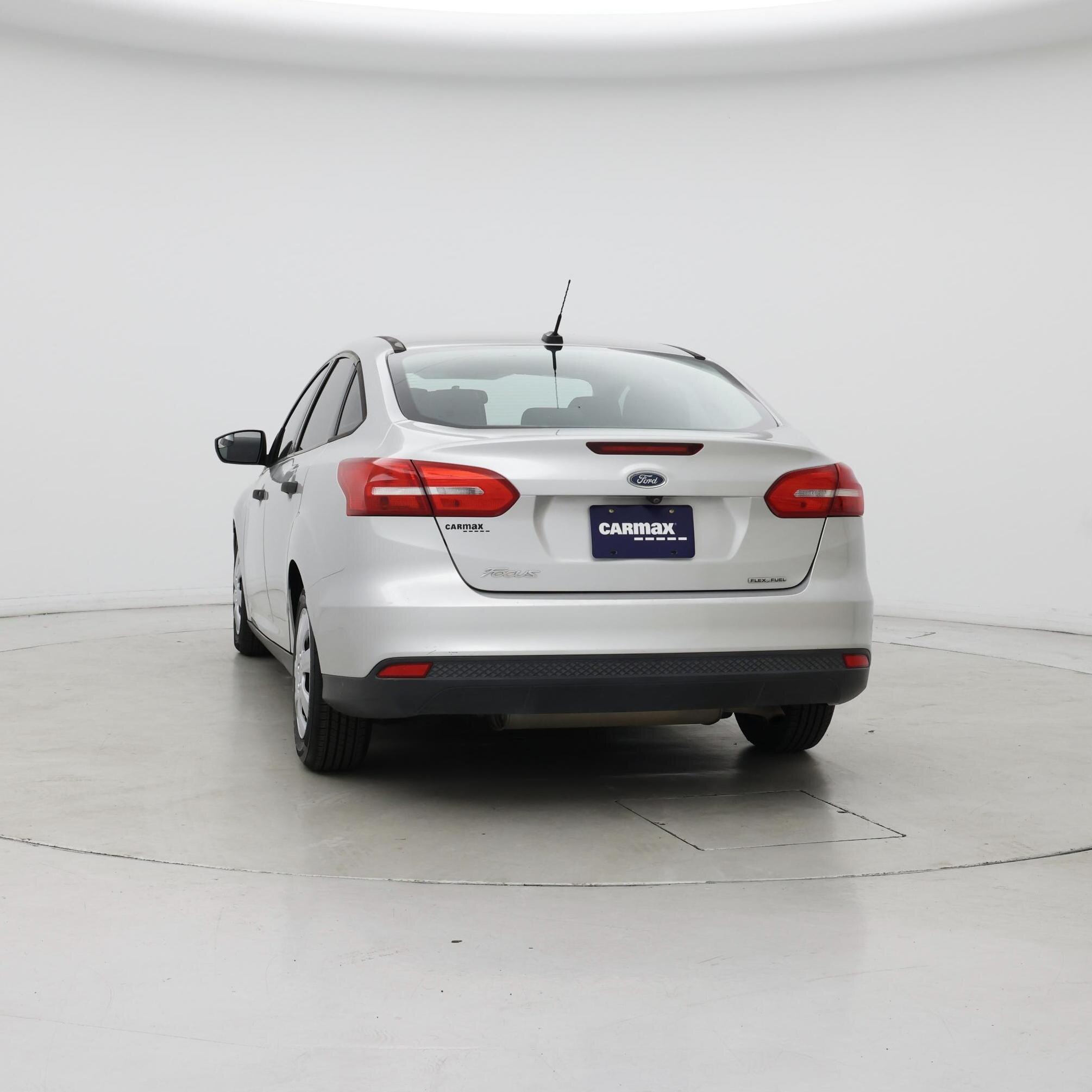 Thumbnail: 2016 Ford Focus - 6