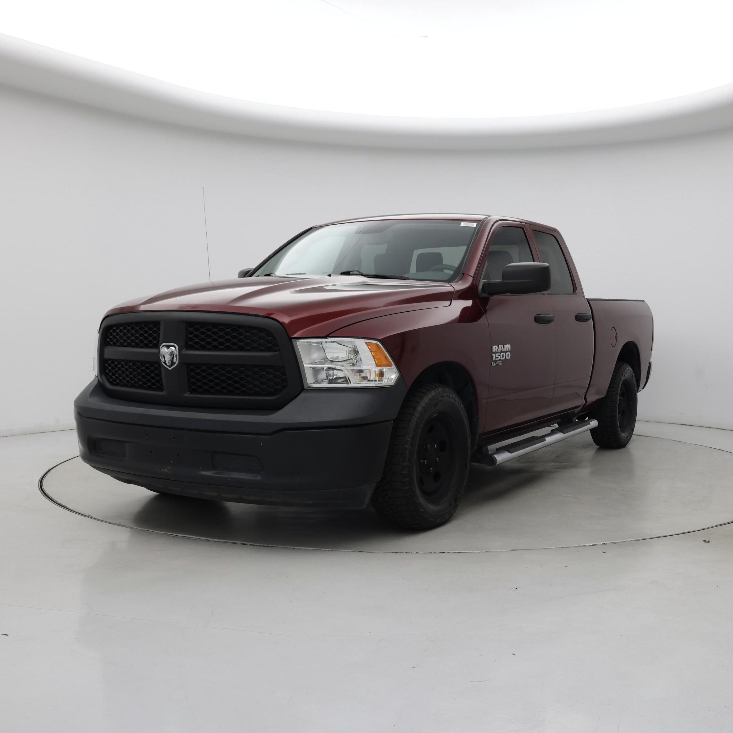 Thumbnail: 2019 RAM 1500 Classic - 4