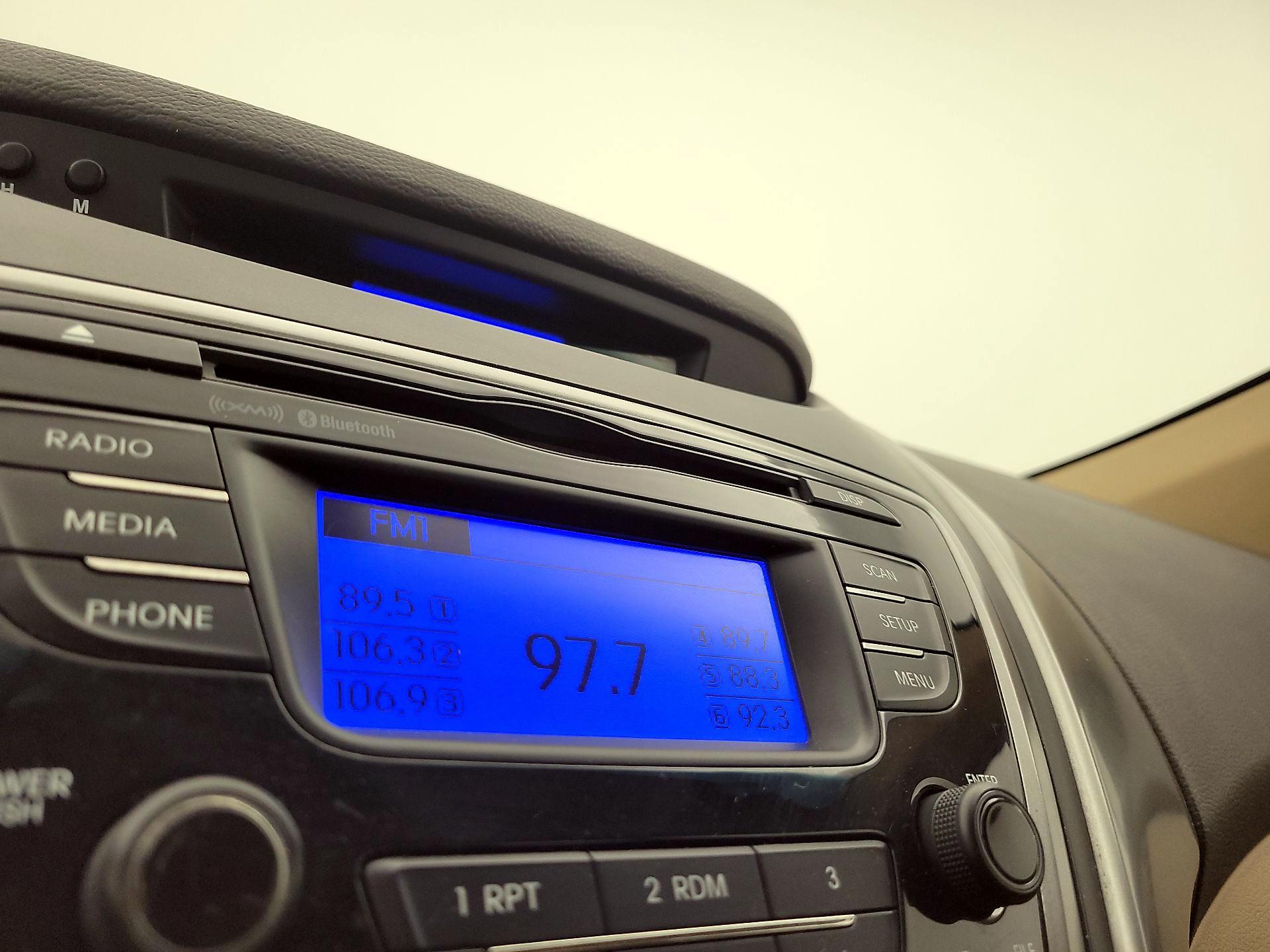 Thumbnail: 2013 Hyundai Elantra - 14