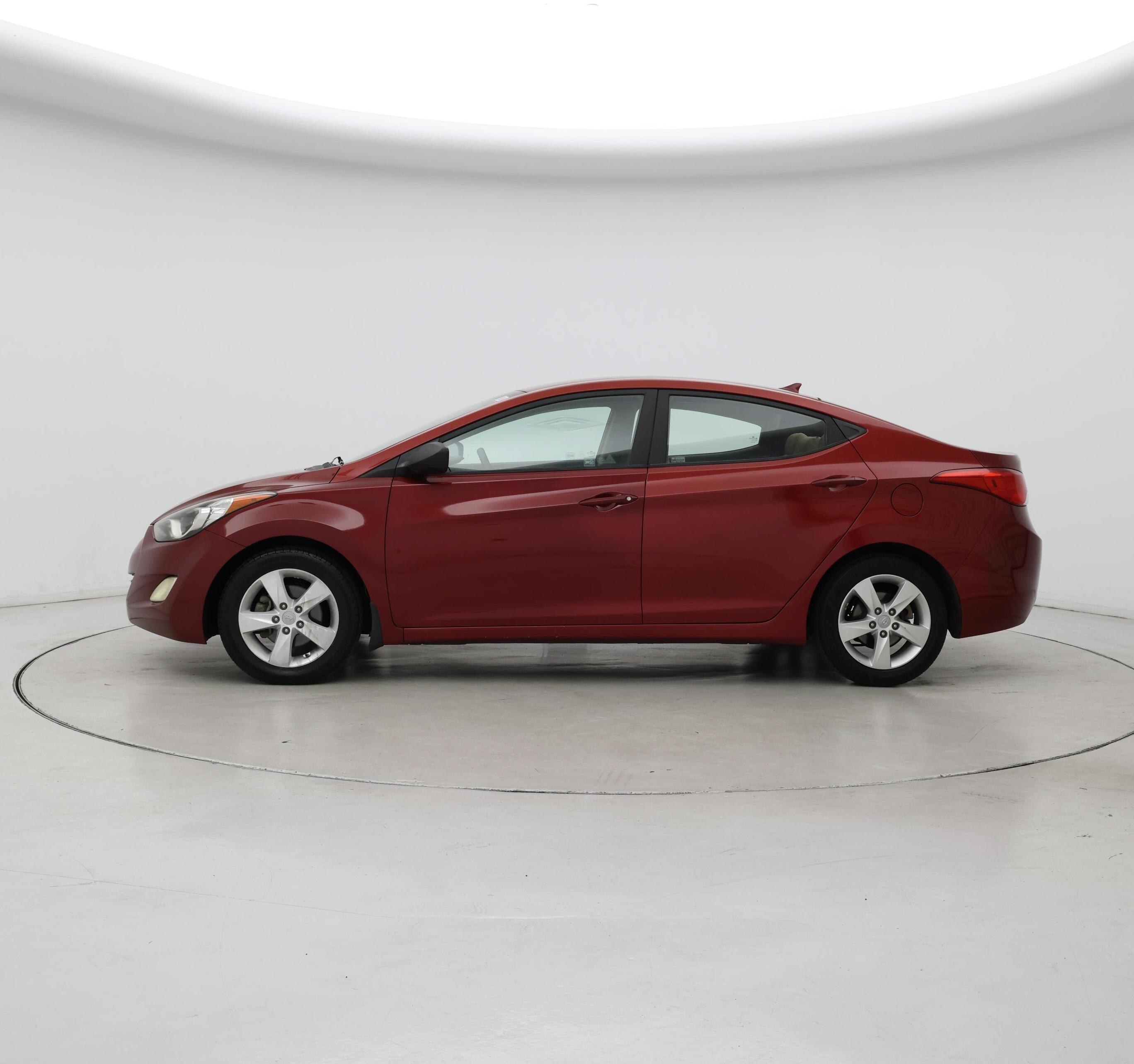 Thumbnail: 2013 Hyundai Elantra - 3