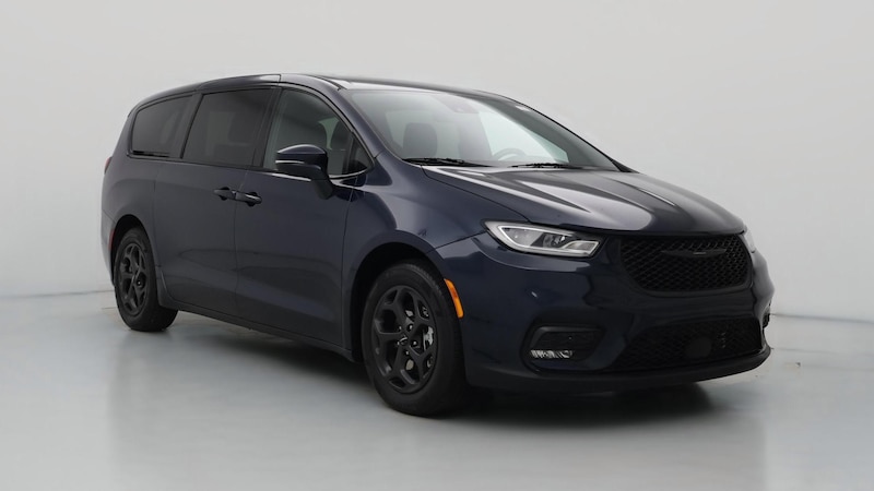 2022 Chrysler Pacifica Hybrid Touring L Hero Image