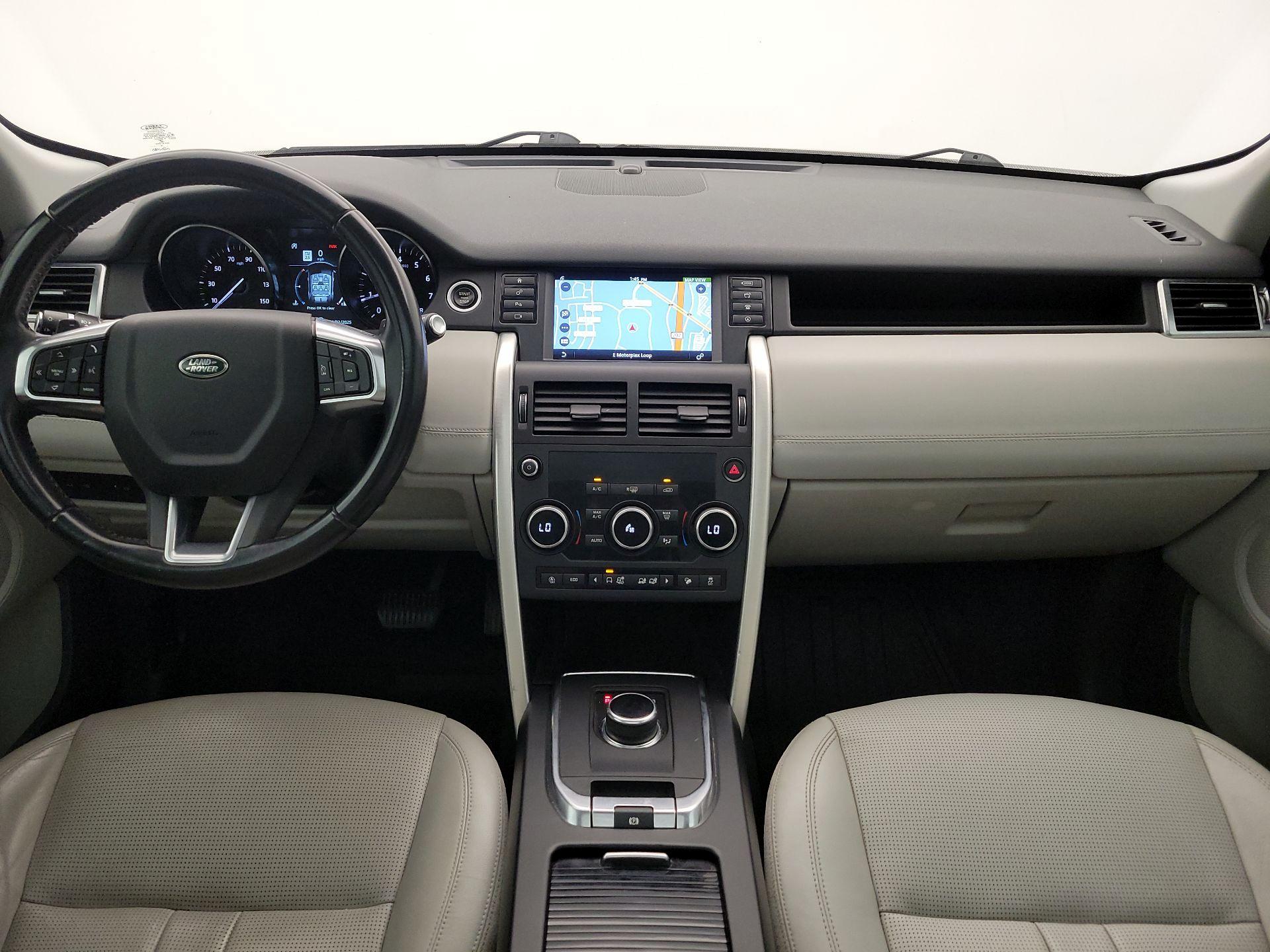 Thumbnail: 2019 Land Rover Discovery Sport - 9