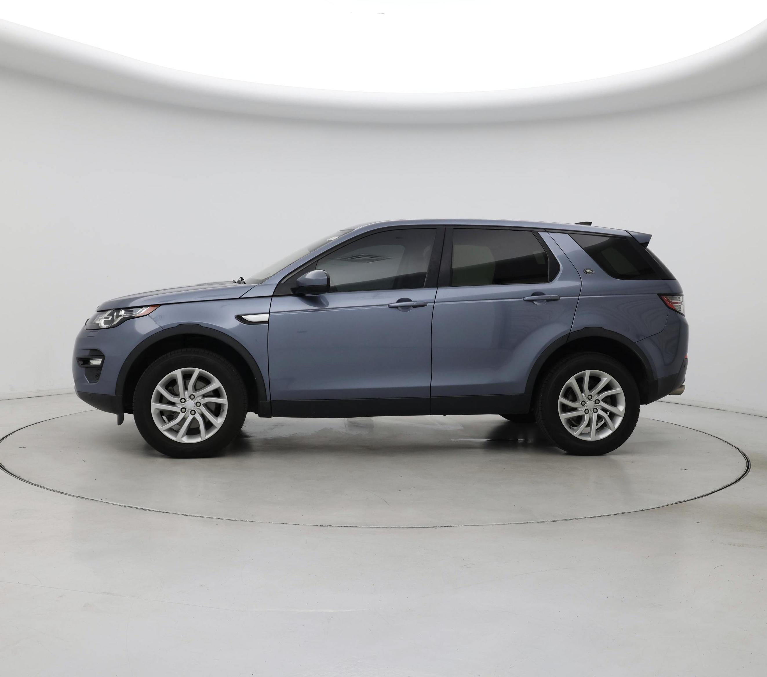 Thumbnail: 2019 Land Rover Discovery Sport - 3