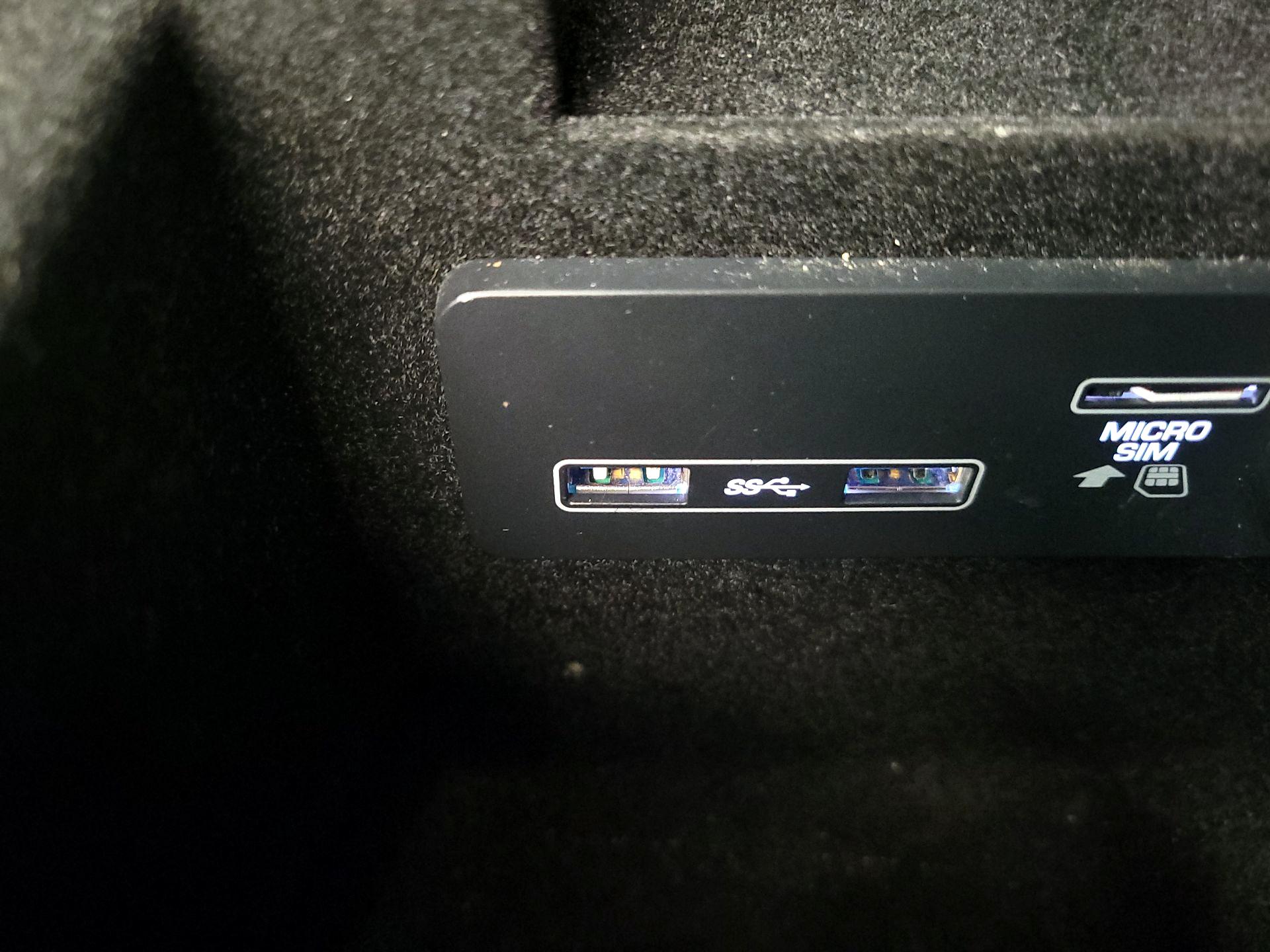 Thumbnail: 2020 Jaguar F-Pace - 19