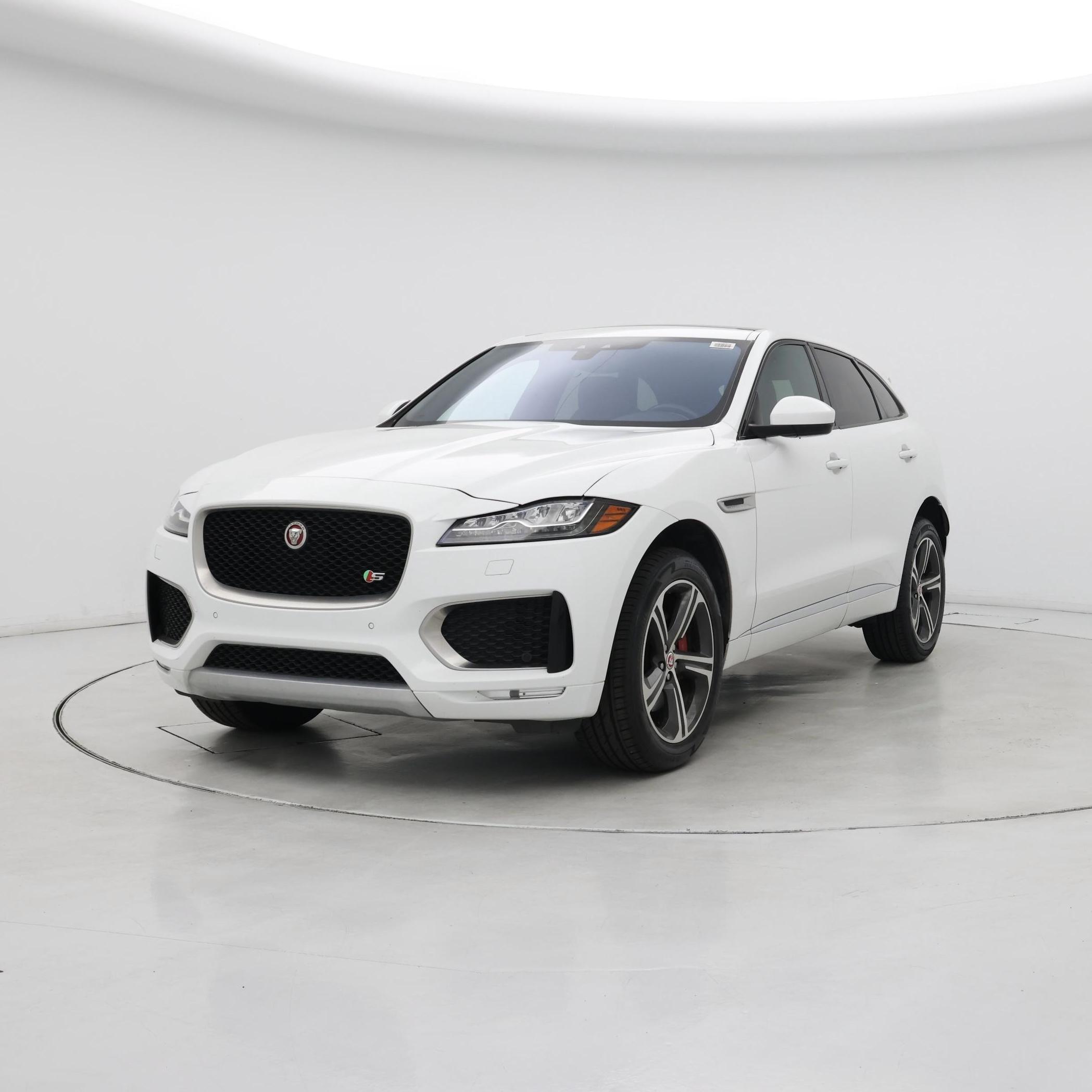 Thumbnail: 2020 Jaguar F-Pace - 4