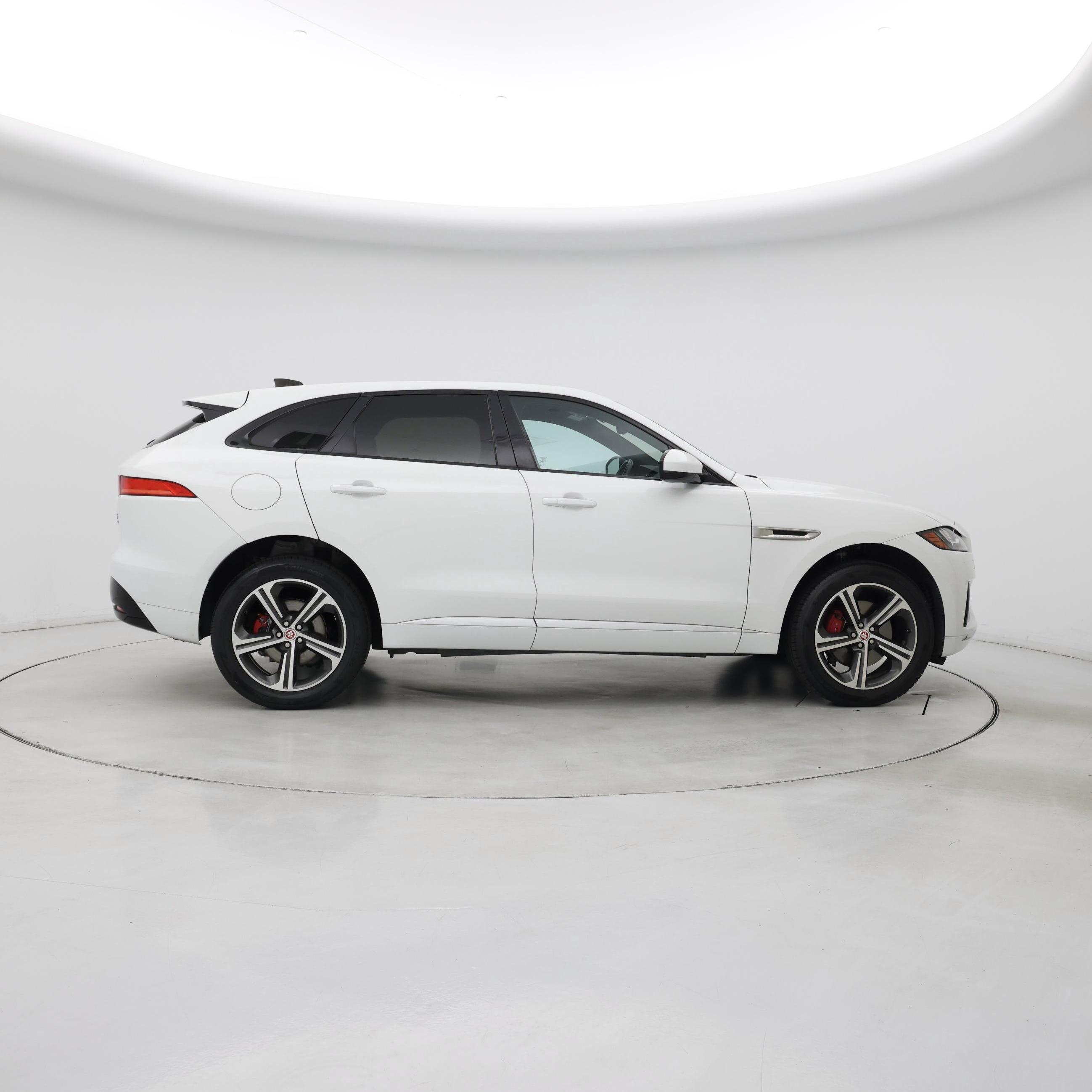 Thumbnail: 2020 Jaguar F-Pace - 7