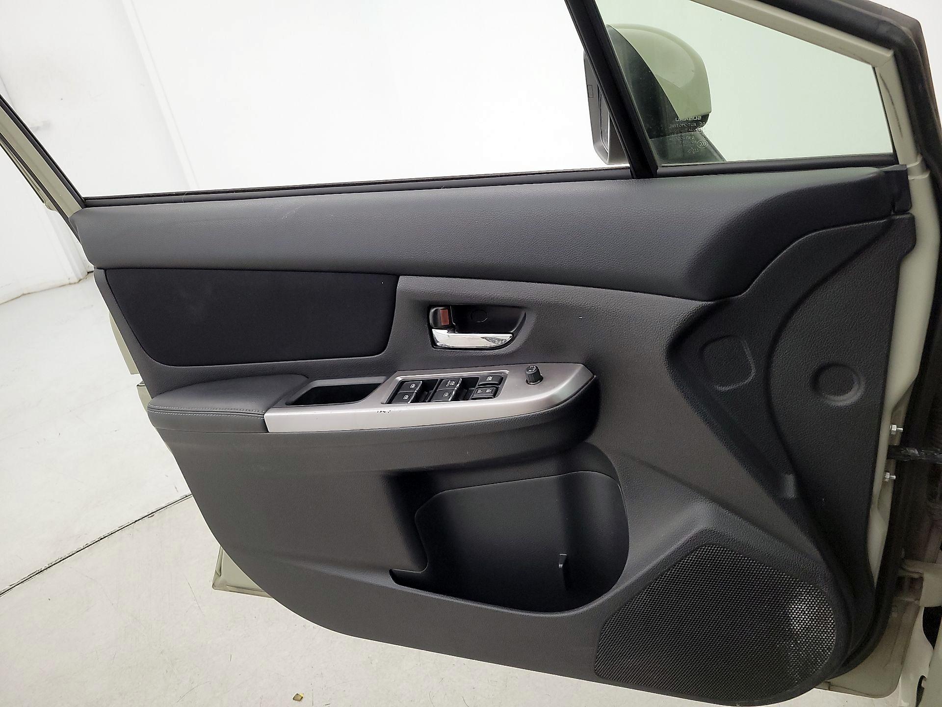 Thumbnail: 2015 Subaru XV Crosstrek - 12
