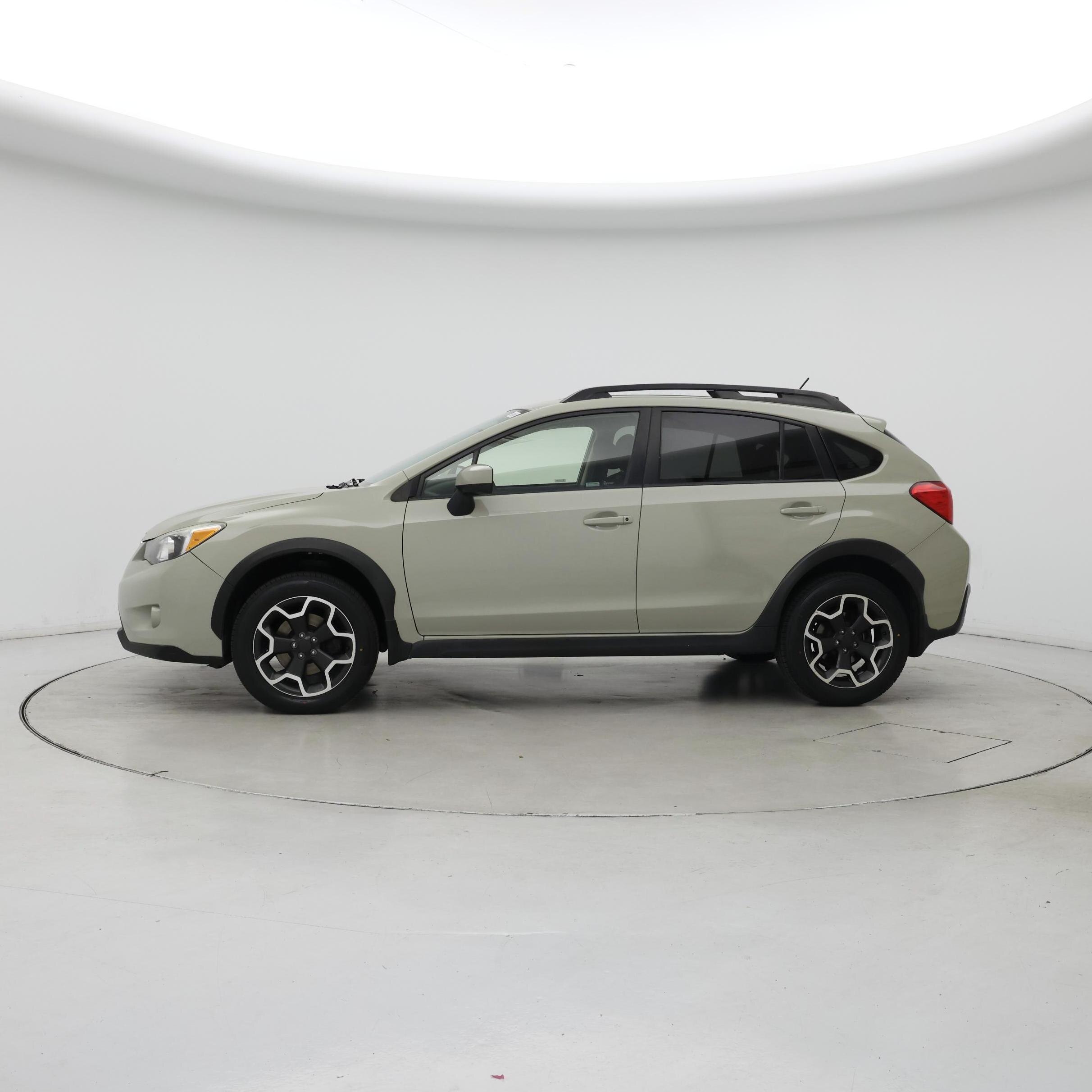 Thumbnail: 2015 Subaru XV Crosstrek - 3