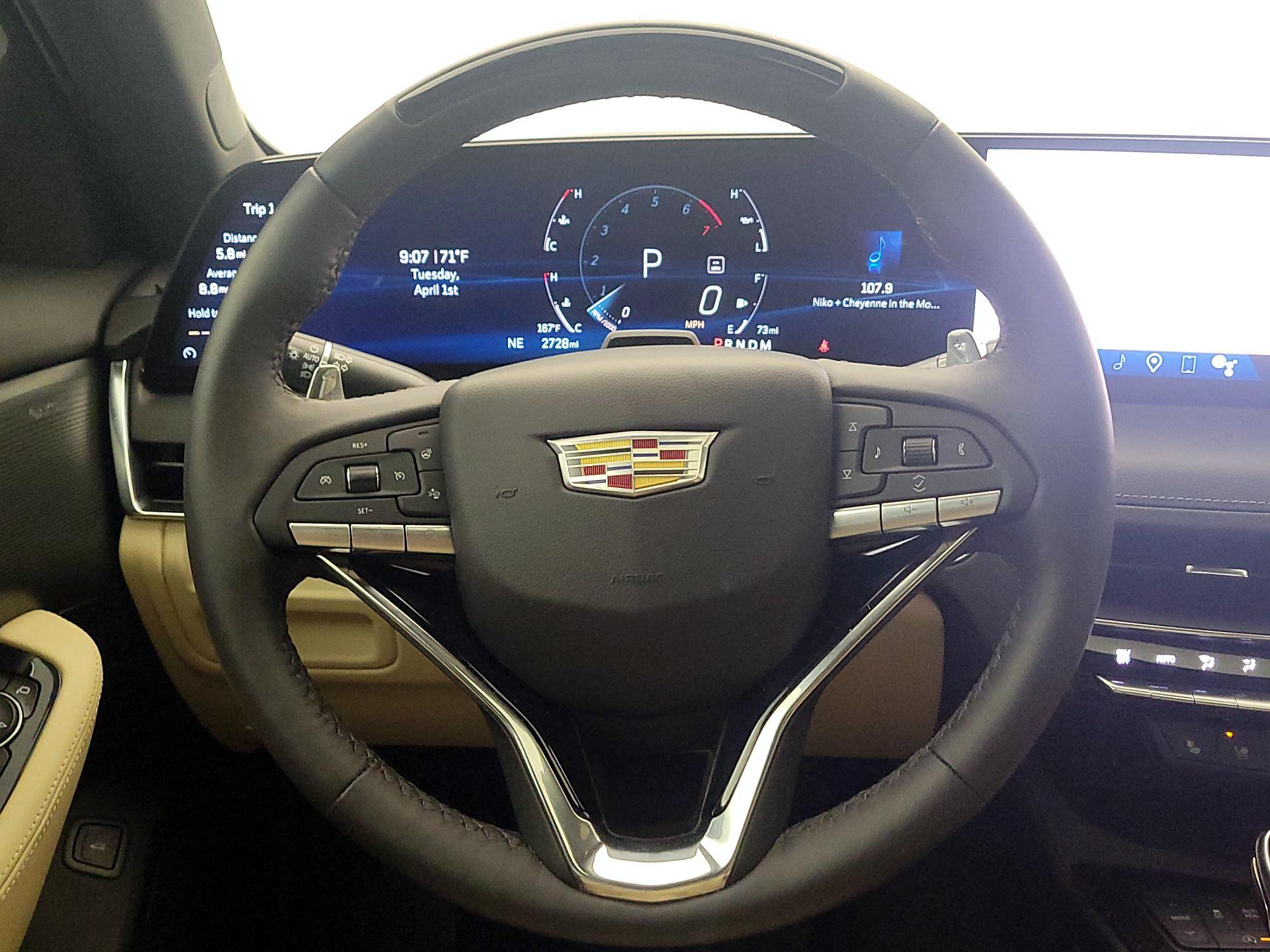 Thumbnail: 2025 Cadillac CT5 - 10