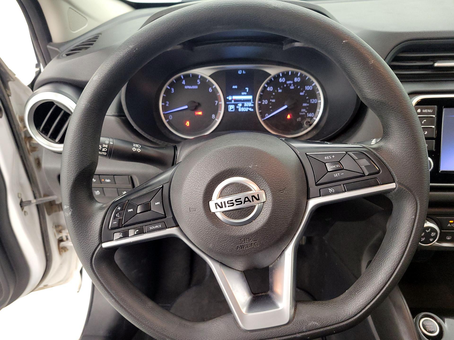 Thumbnail: 2020 Nissan Versa - 10