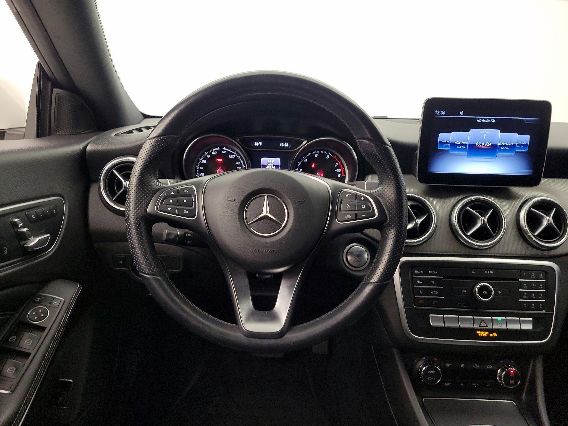 Thumbnail: 2019 Mercedes-Benz CLA - 10
