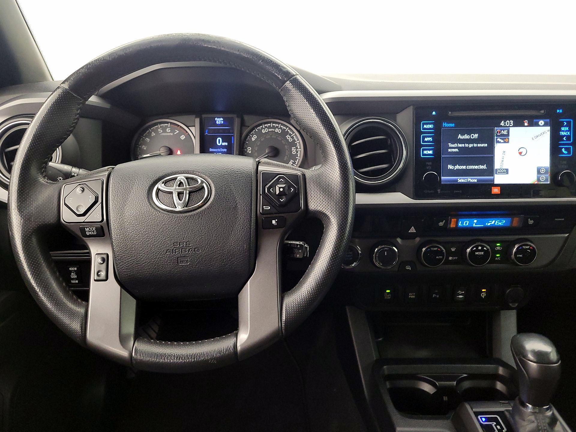 Thumbnail: 2016 Toyota Tacoma - 10
