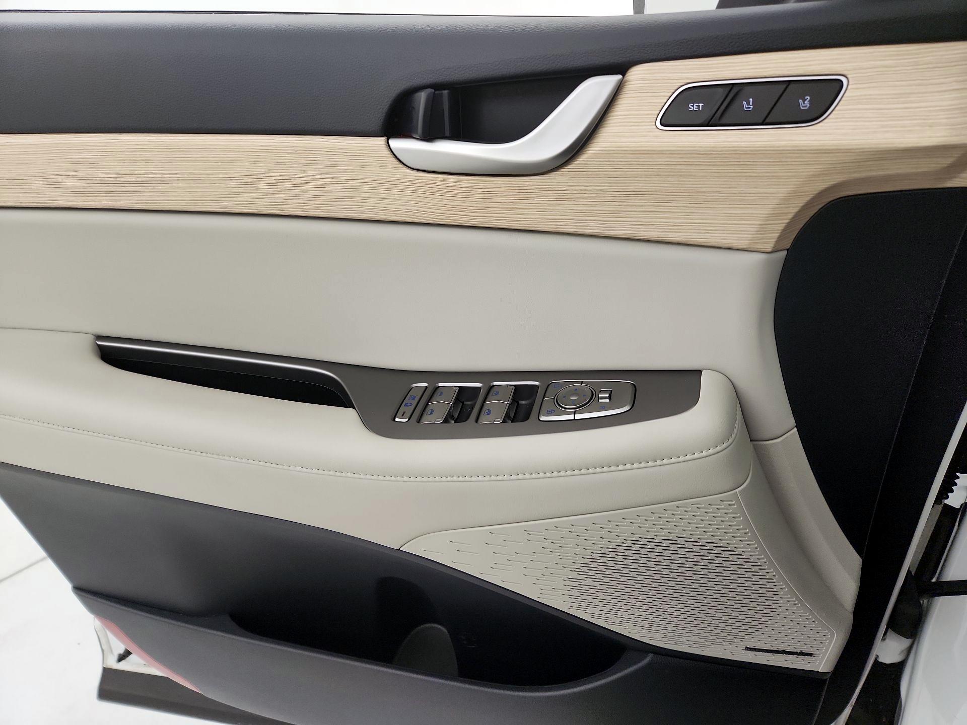 Thumbnail: 2024 Hyundai Palisade - 12